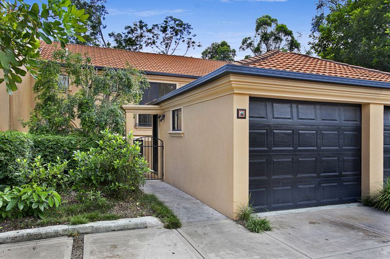 35/105 Oldfield Road, Sinnamon Park, QLD 4073