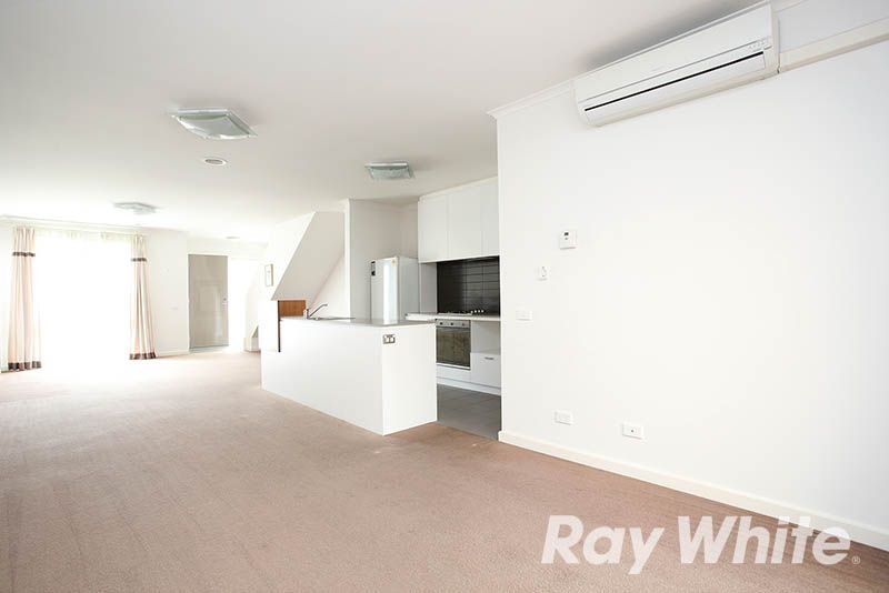 18 San Lorenzo Court, Heatherton, VIC 3202