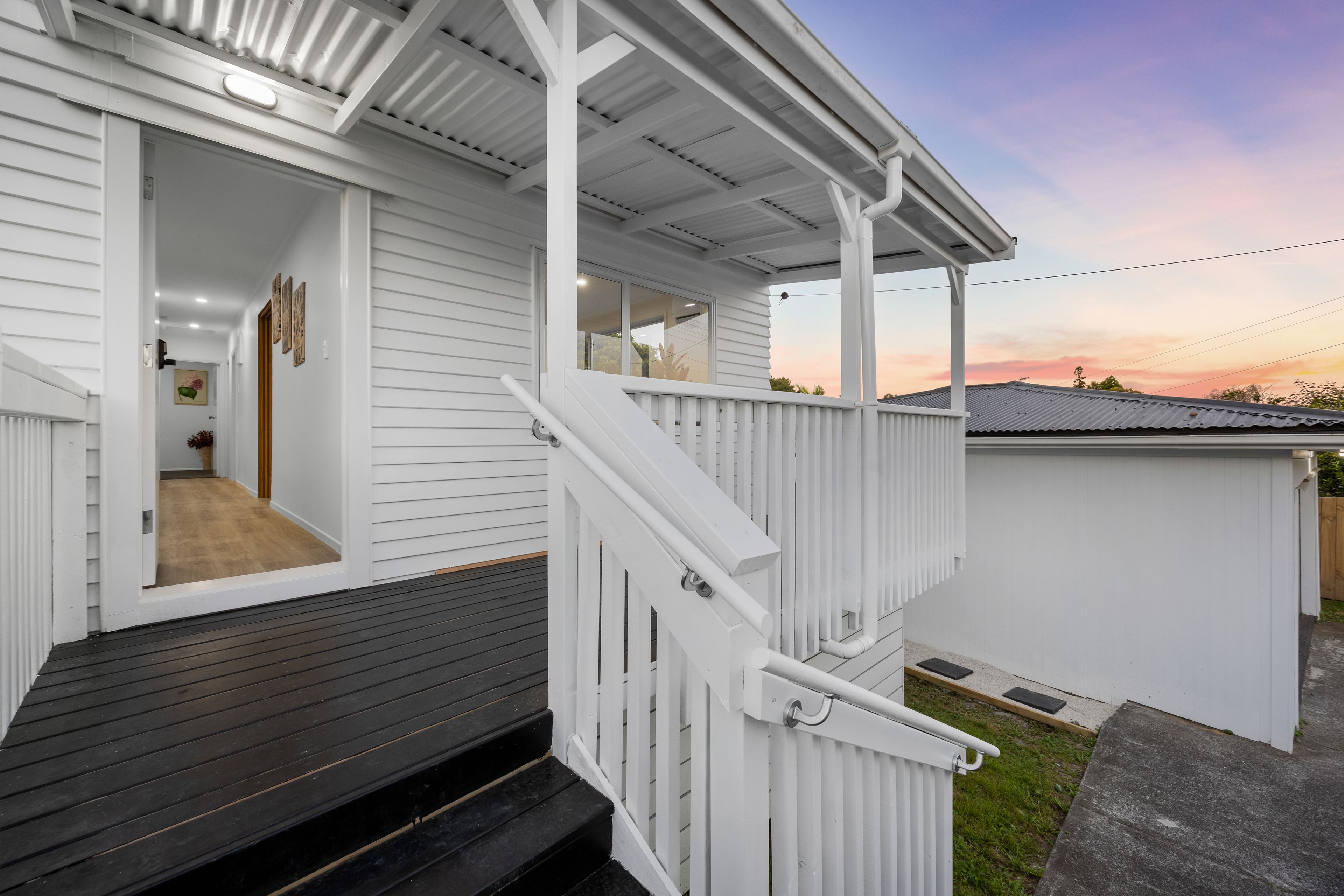 1/2 Enderby Drive, Te Atatu Peninsula, Waitakere City