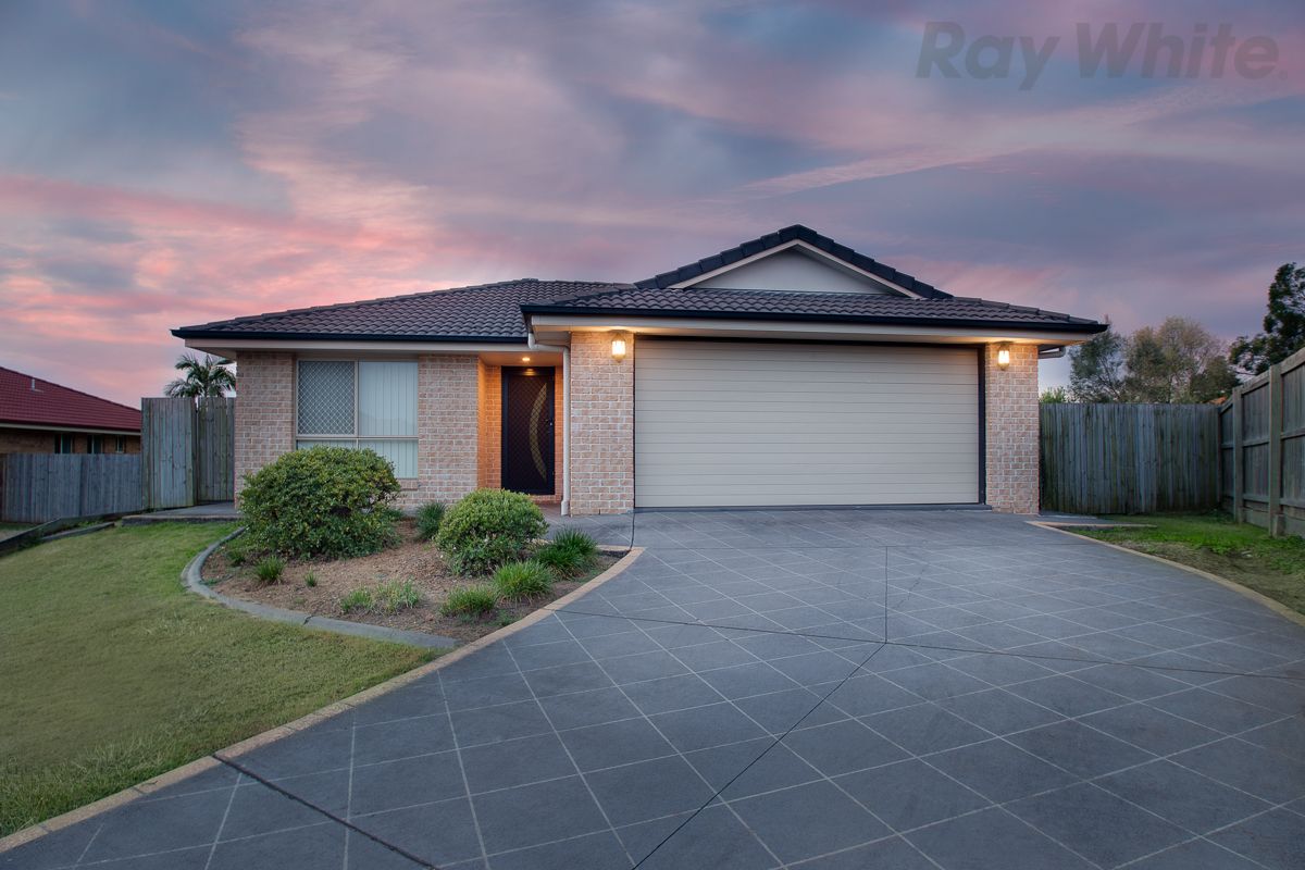 8 Wattle Crescent, Raceview QLD 4305