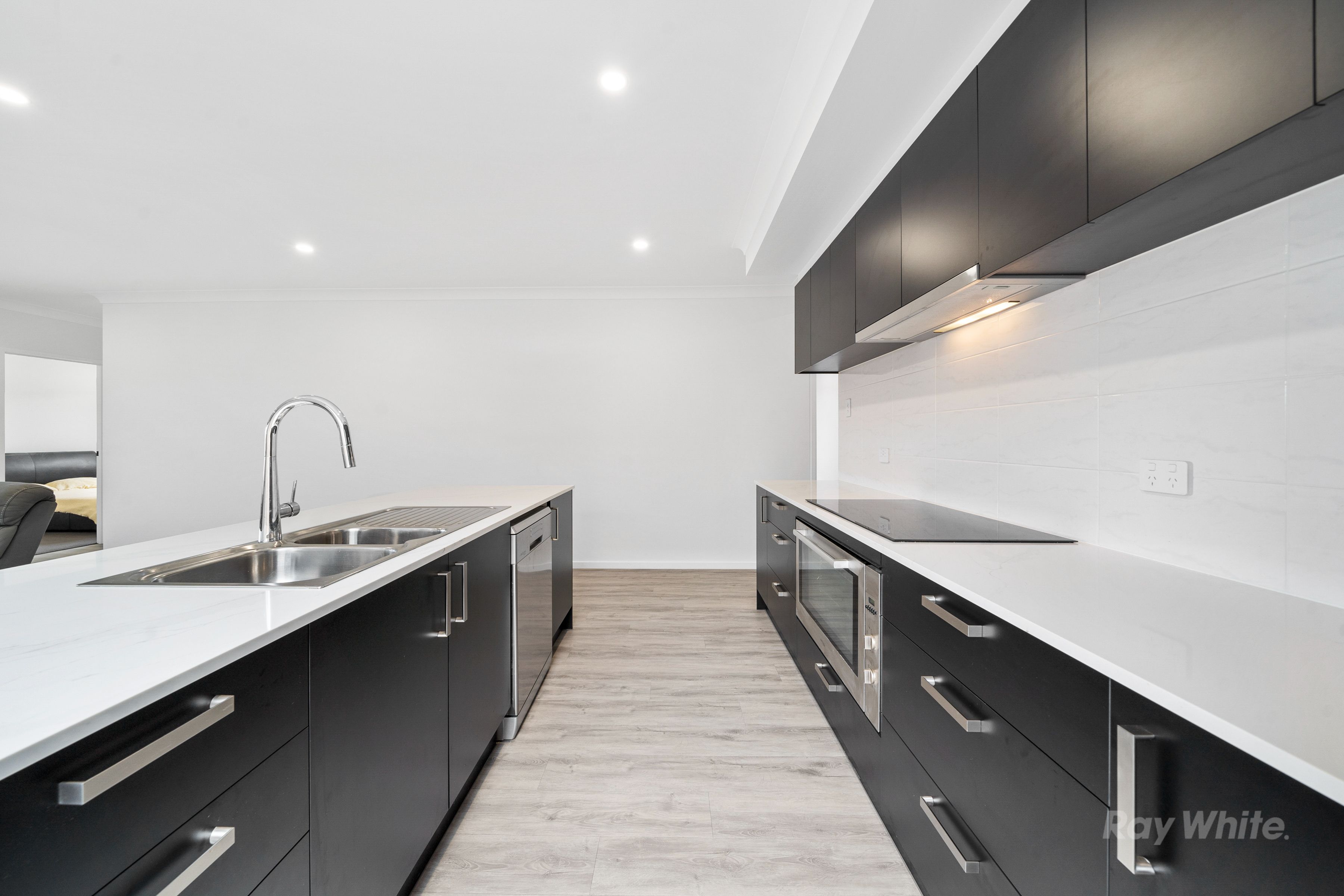 13 Lemon Crescent, Greenbank, QLD 4124