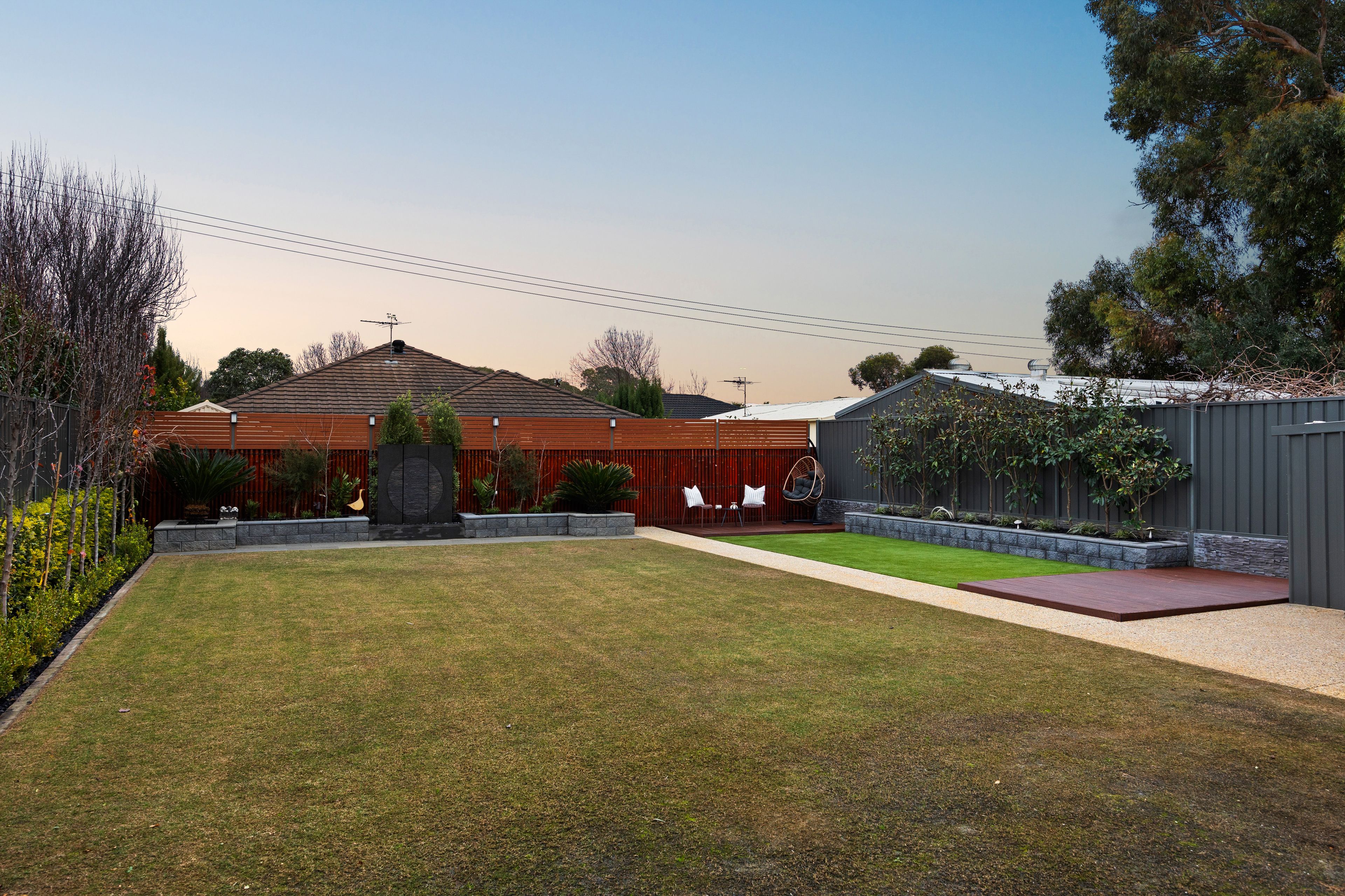 55 Jervois Avenue — photo 3 of 21