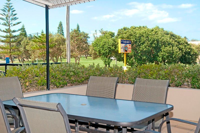 2/104 Pacific Boulevard, Buddina, QLD 4575