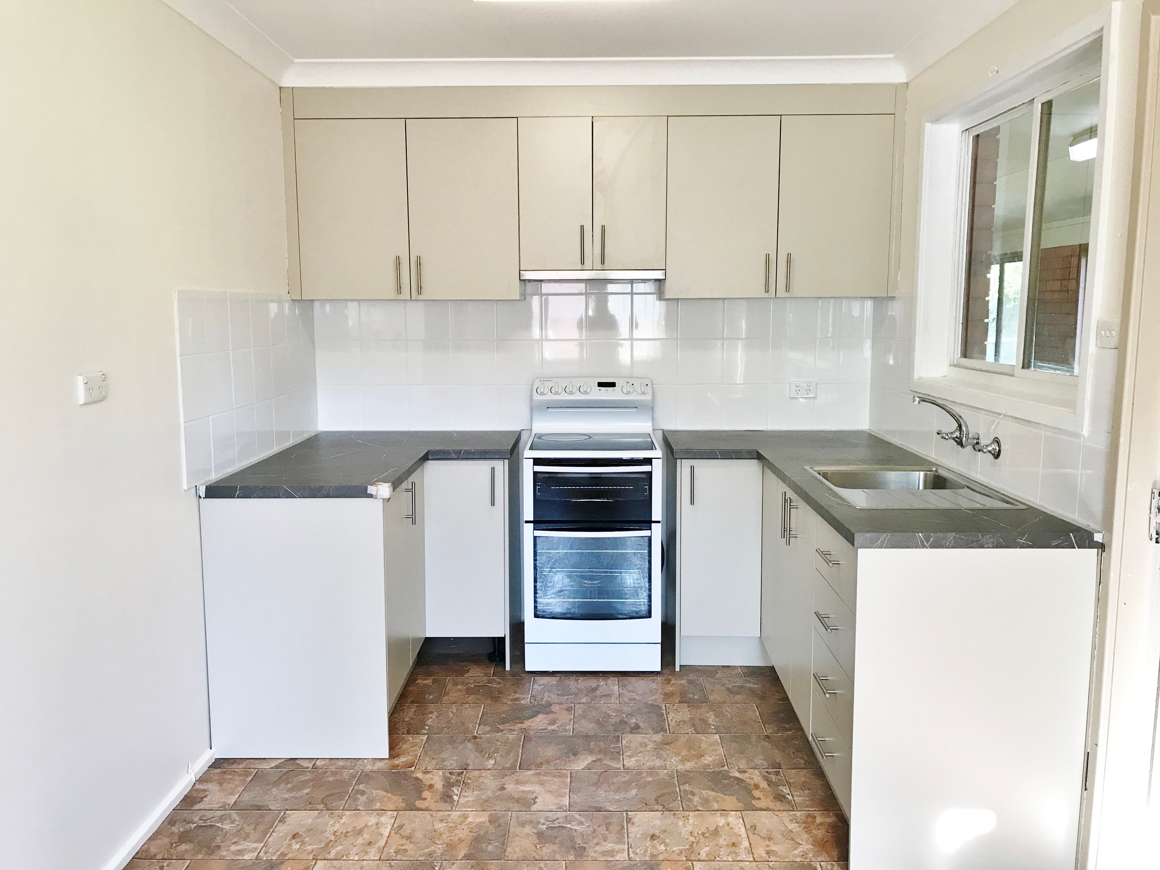 9 Kewalo Avenue, Budgewoi, NSW 2262
