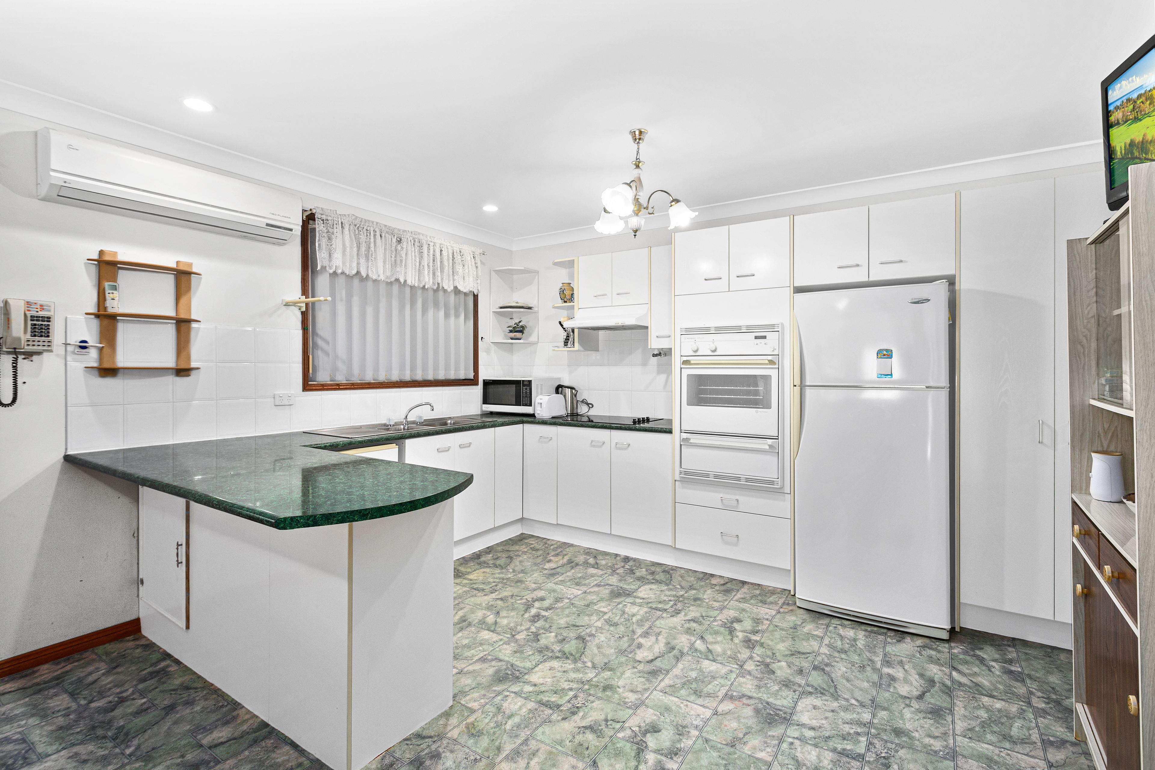 1/12 Borang Place, Flinders, NSW 2529