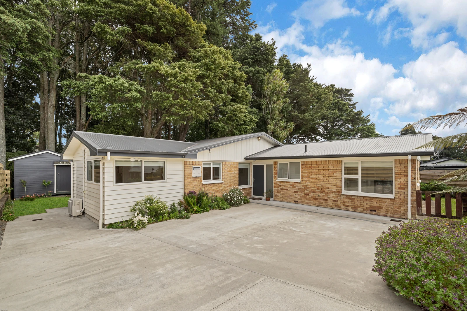 67 David Avenue, Hill Park, Manukau City