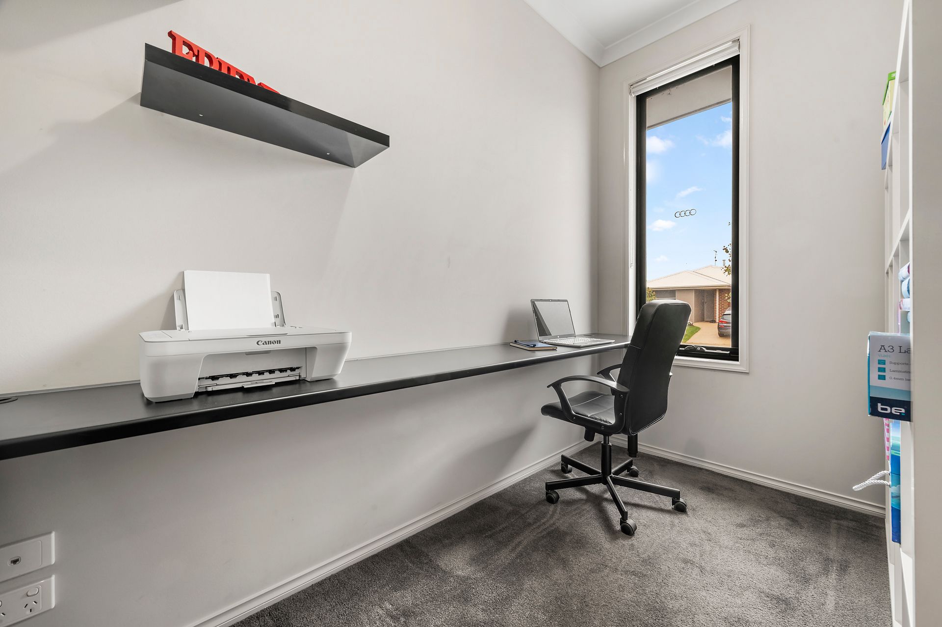 8 Amble Way, WEIR VIEWS, VIC 3338