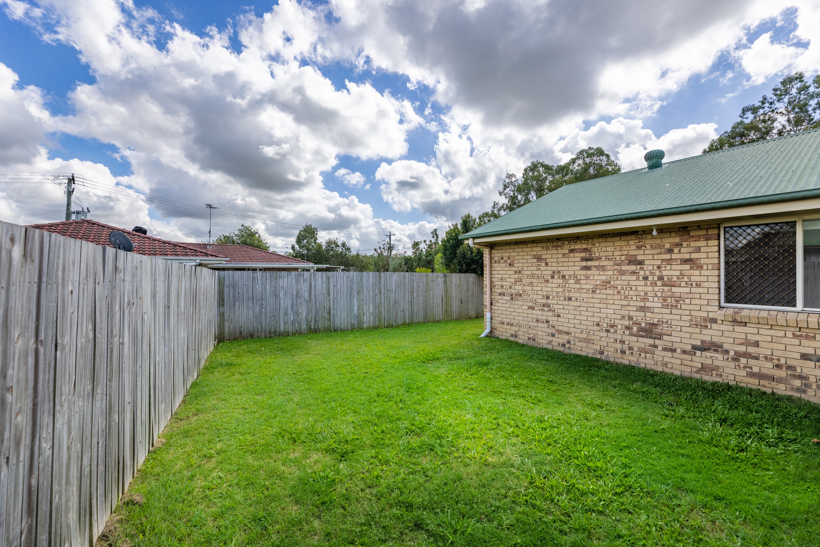 11 Coucal Close, Bellmere, QLD 4510