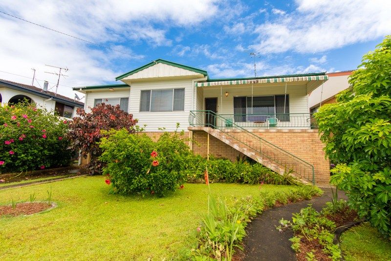 24 Macpherson Crescent