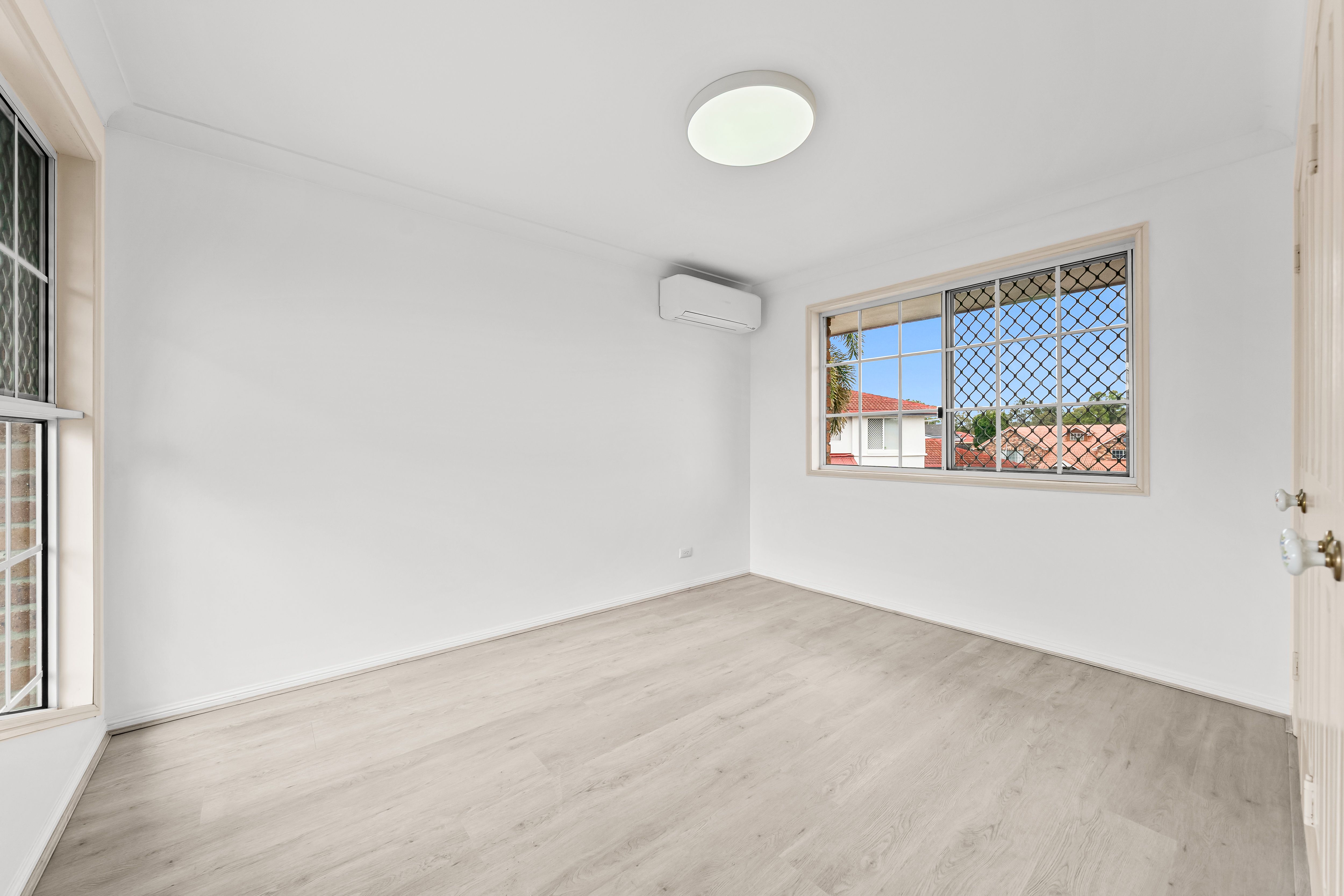 9 Lincoln Place — photo 16 of 25