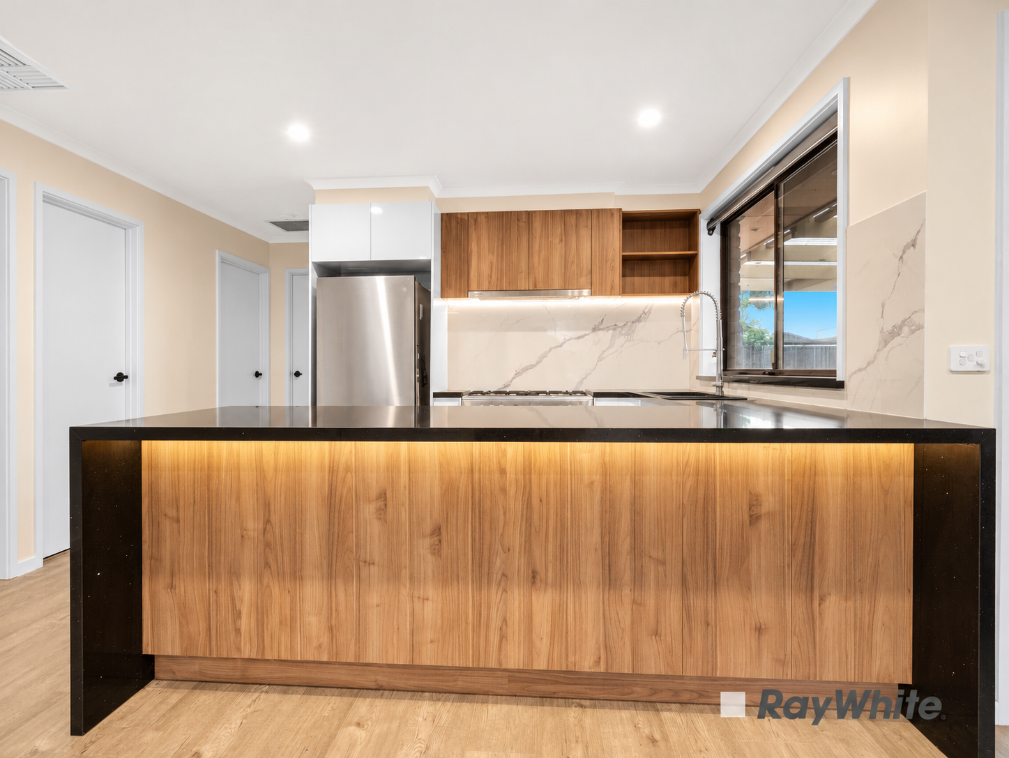 26 Benambra Way — photo 6 of 23