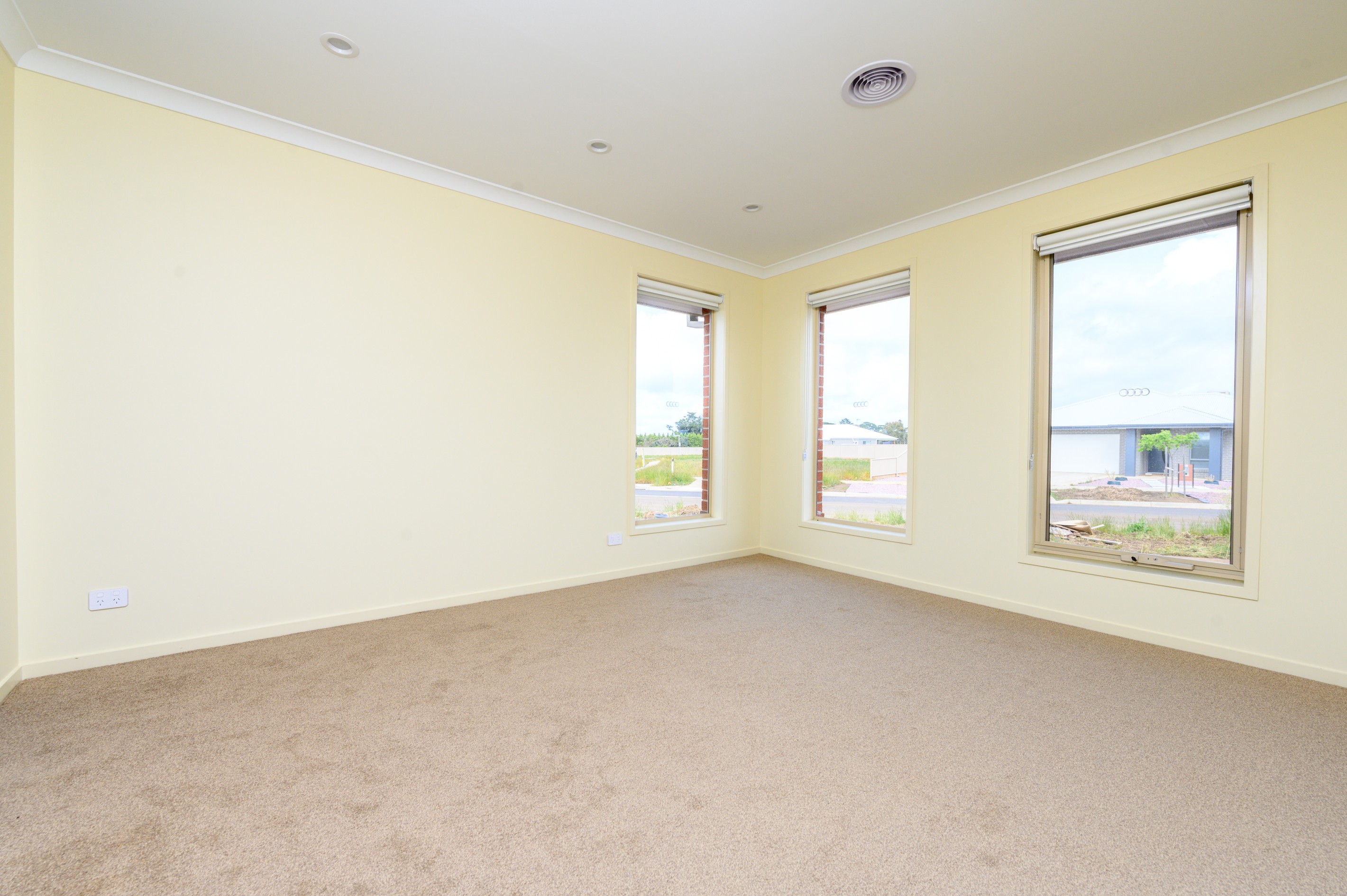 13 Dumenils Way, Delacombe, VIC 3356