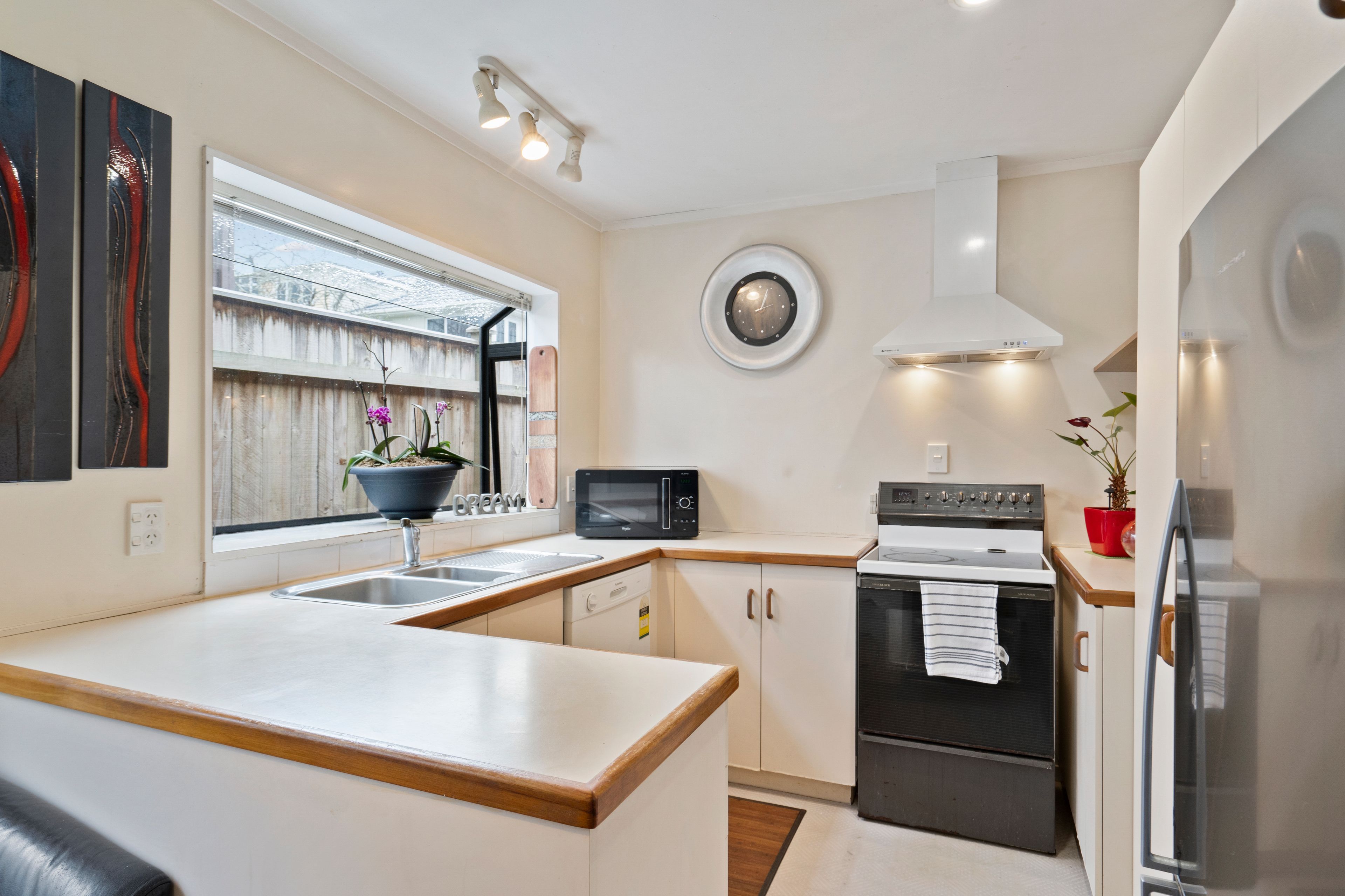 3 Becroft Drive, Forrest Hill, North Shore City