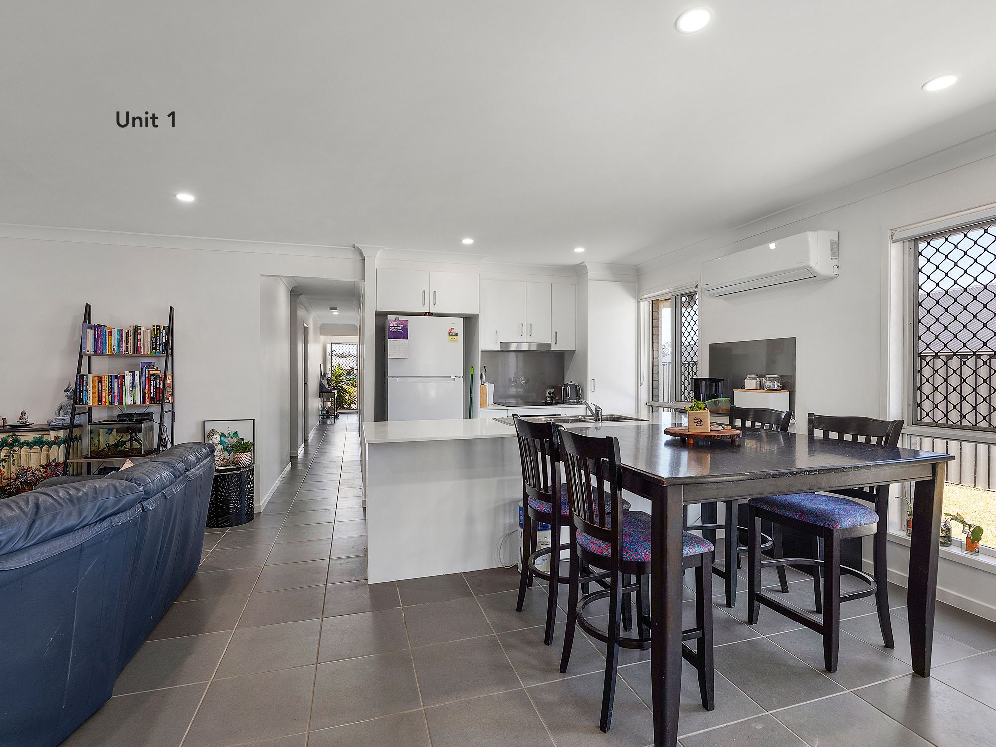 1&2/2 Dredge Circle, BRASSALL, QLD 4305