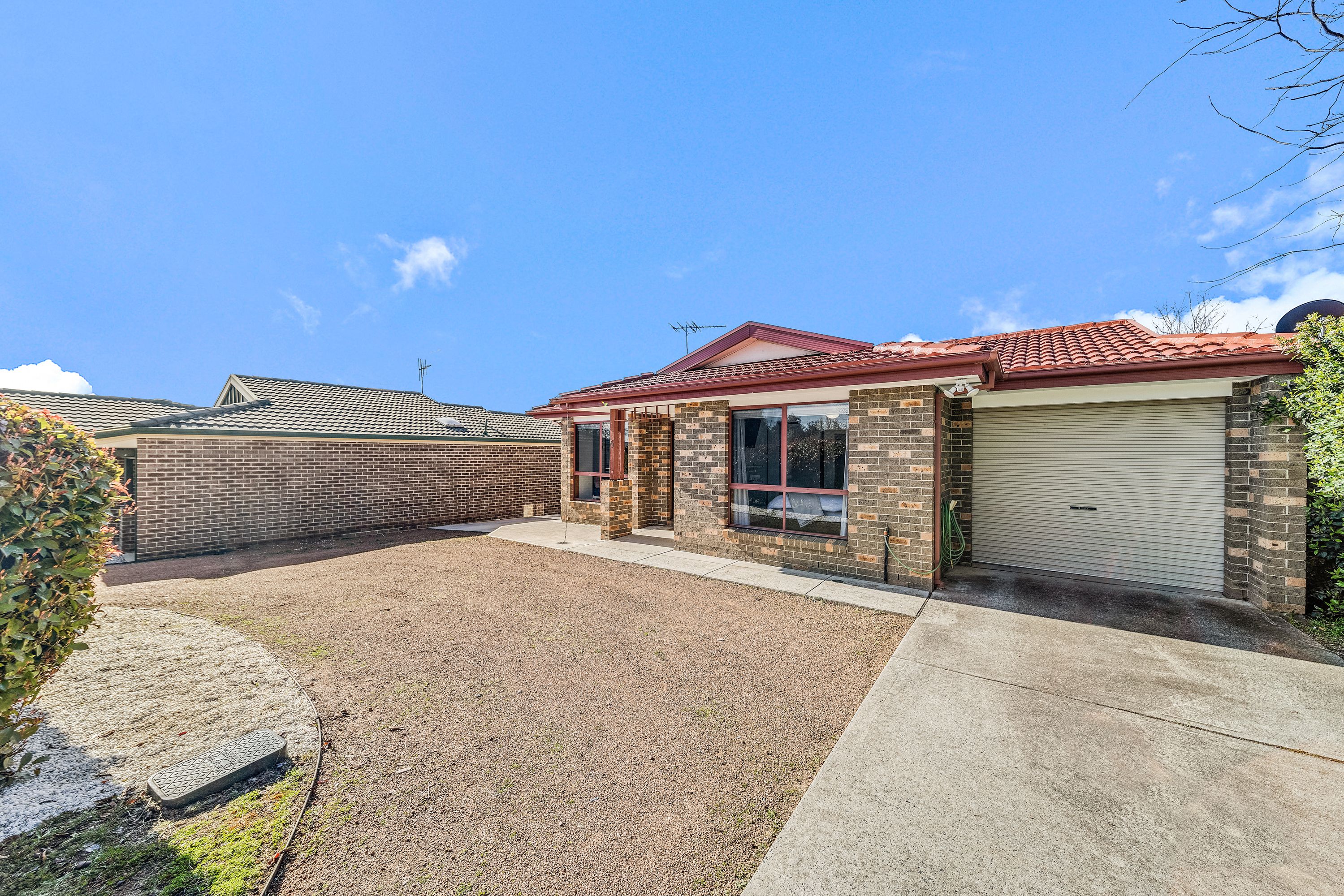 6 Bushby Place, Holt, ACT 2615