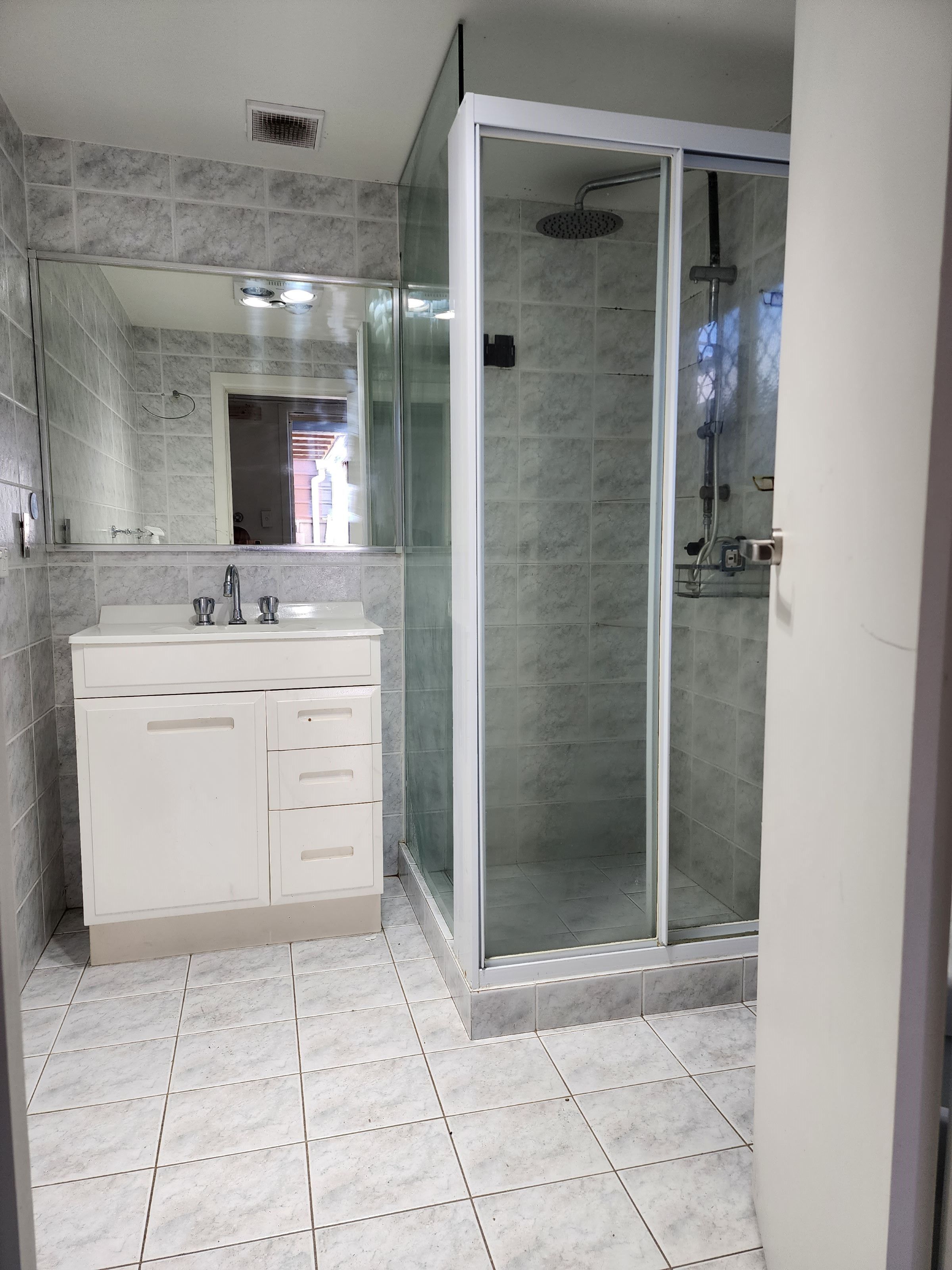 2A Cluden Close — photo 5 of 5