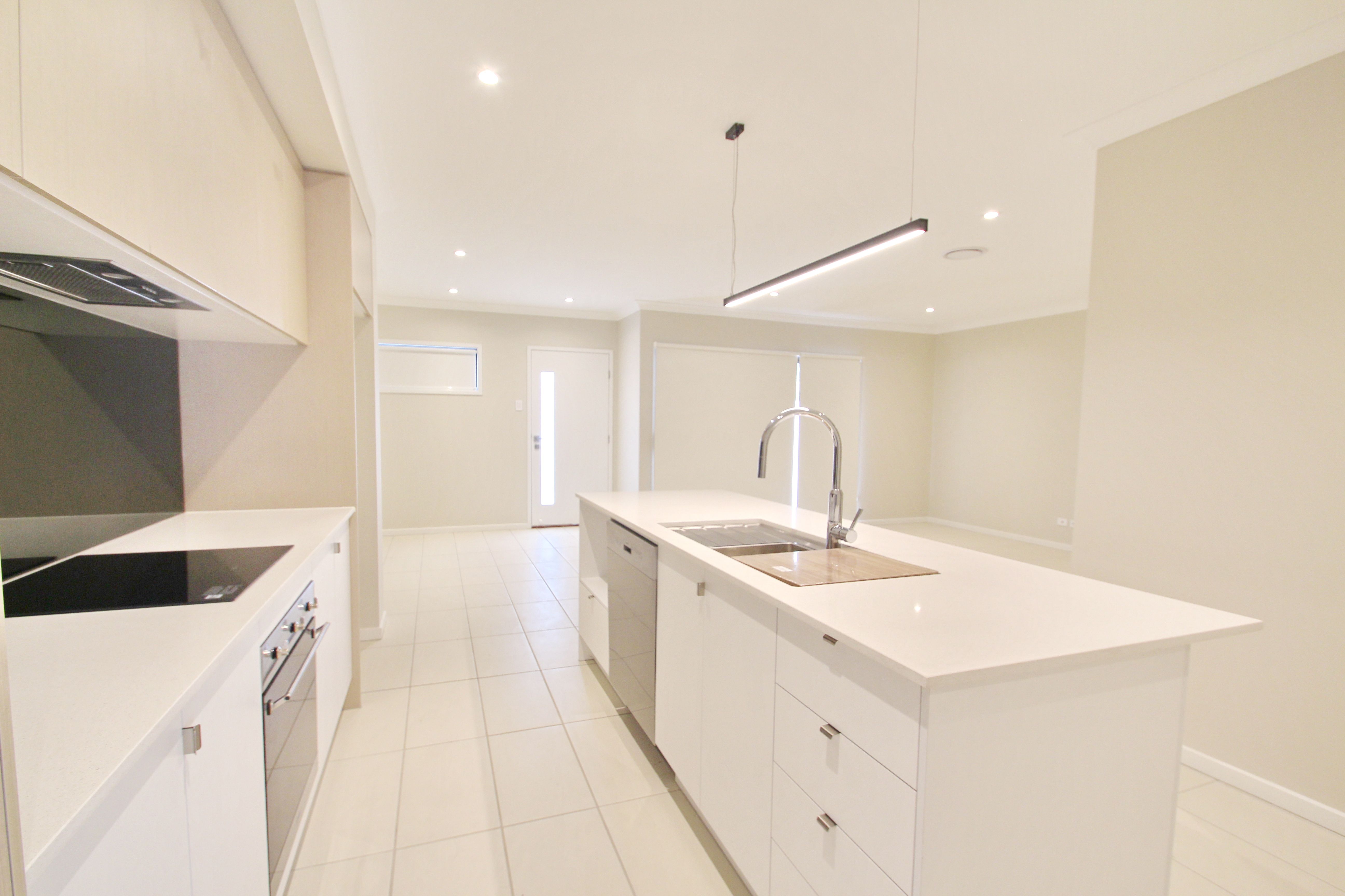33 Turnberry Way, Brookwater, QLD 4300