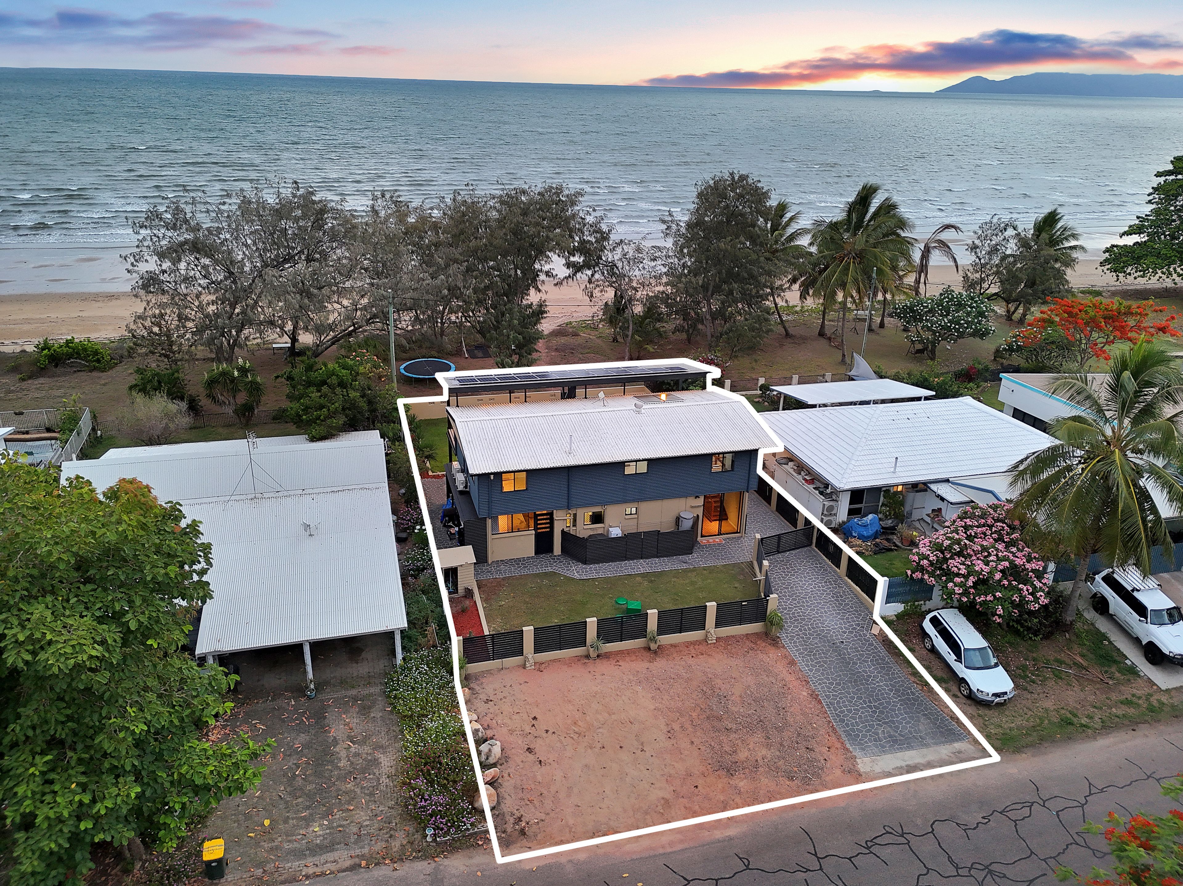 103 Cay Street, Saunders Beach, QLD 4818