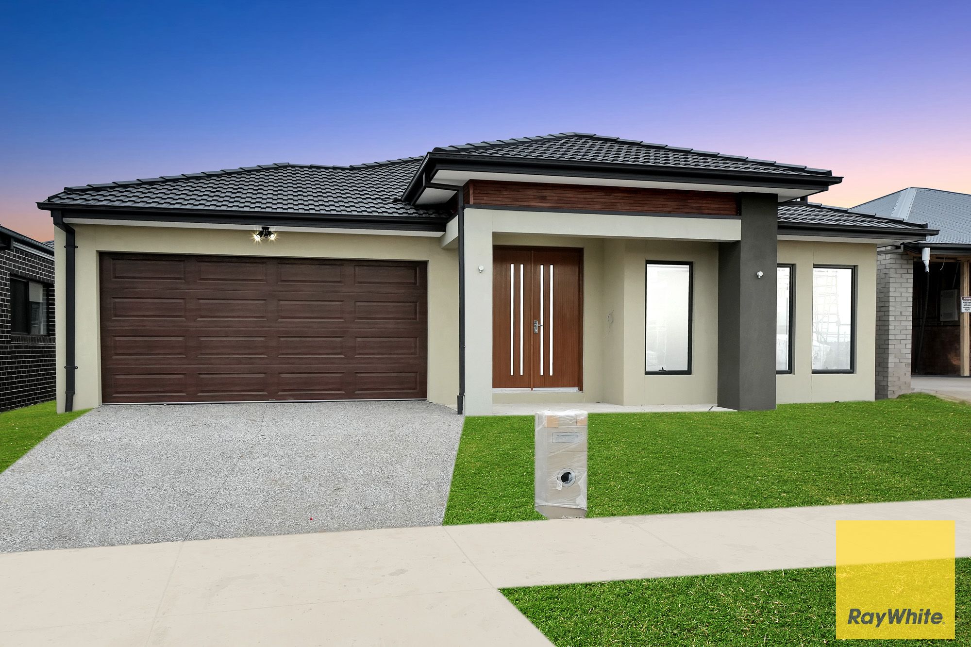 15 Farmingdale Street, MANOR LAKES, VIC 3024