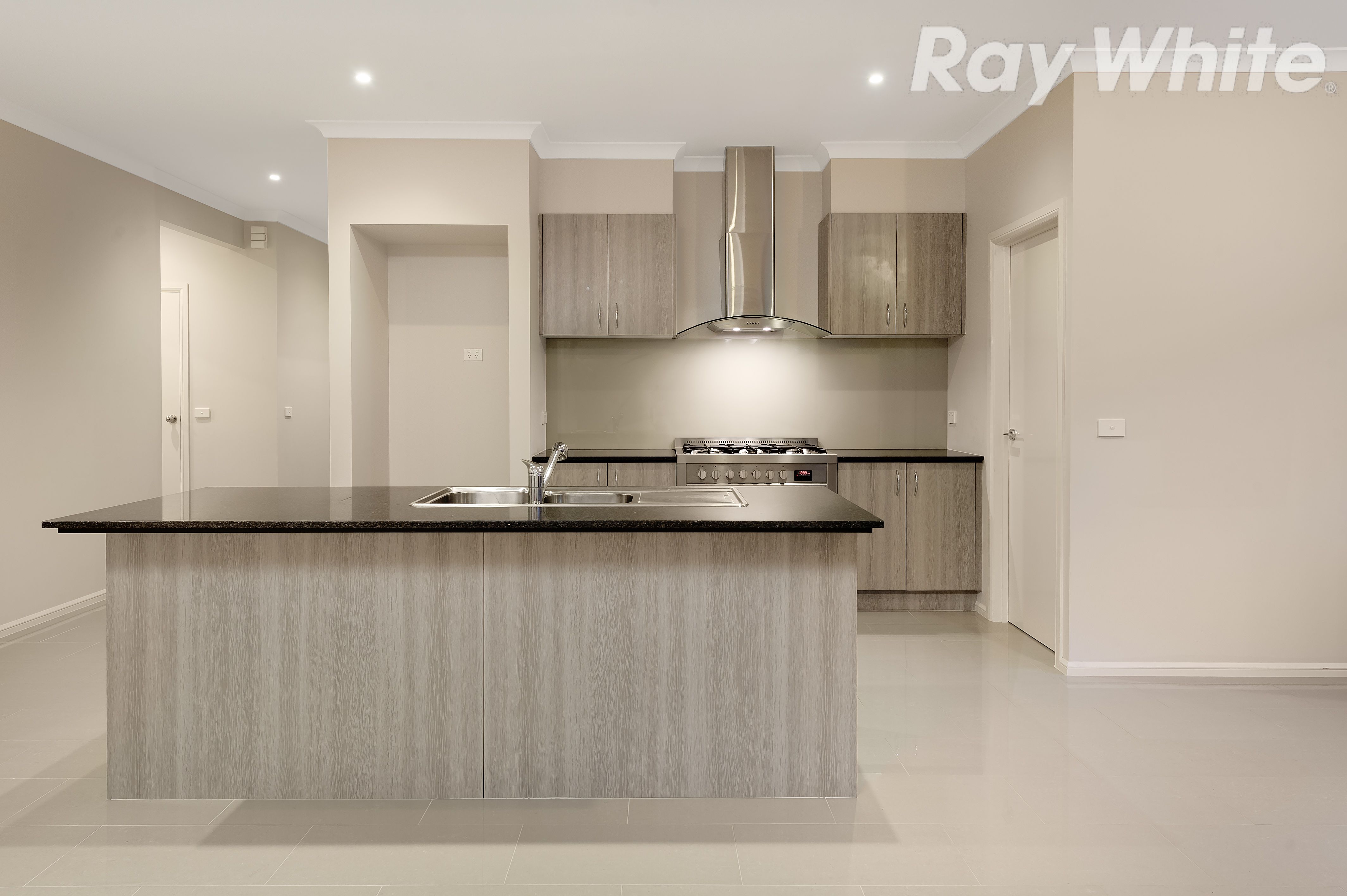 28 Bedervale Loop, Doreen, VIC 3754
