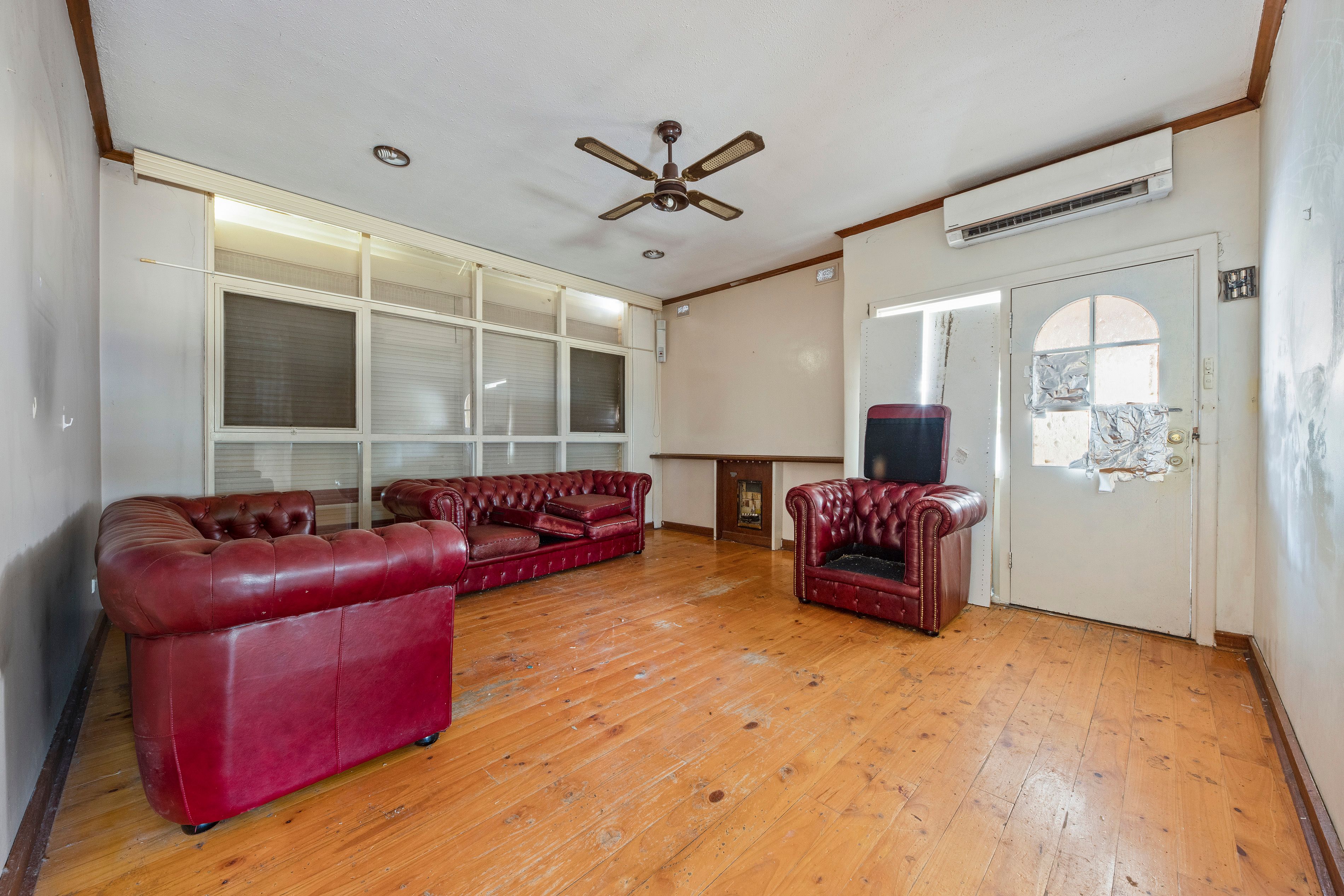 12 Waroona Avenue, Windsor Gardens, SA 5087