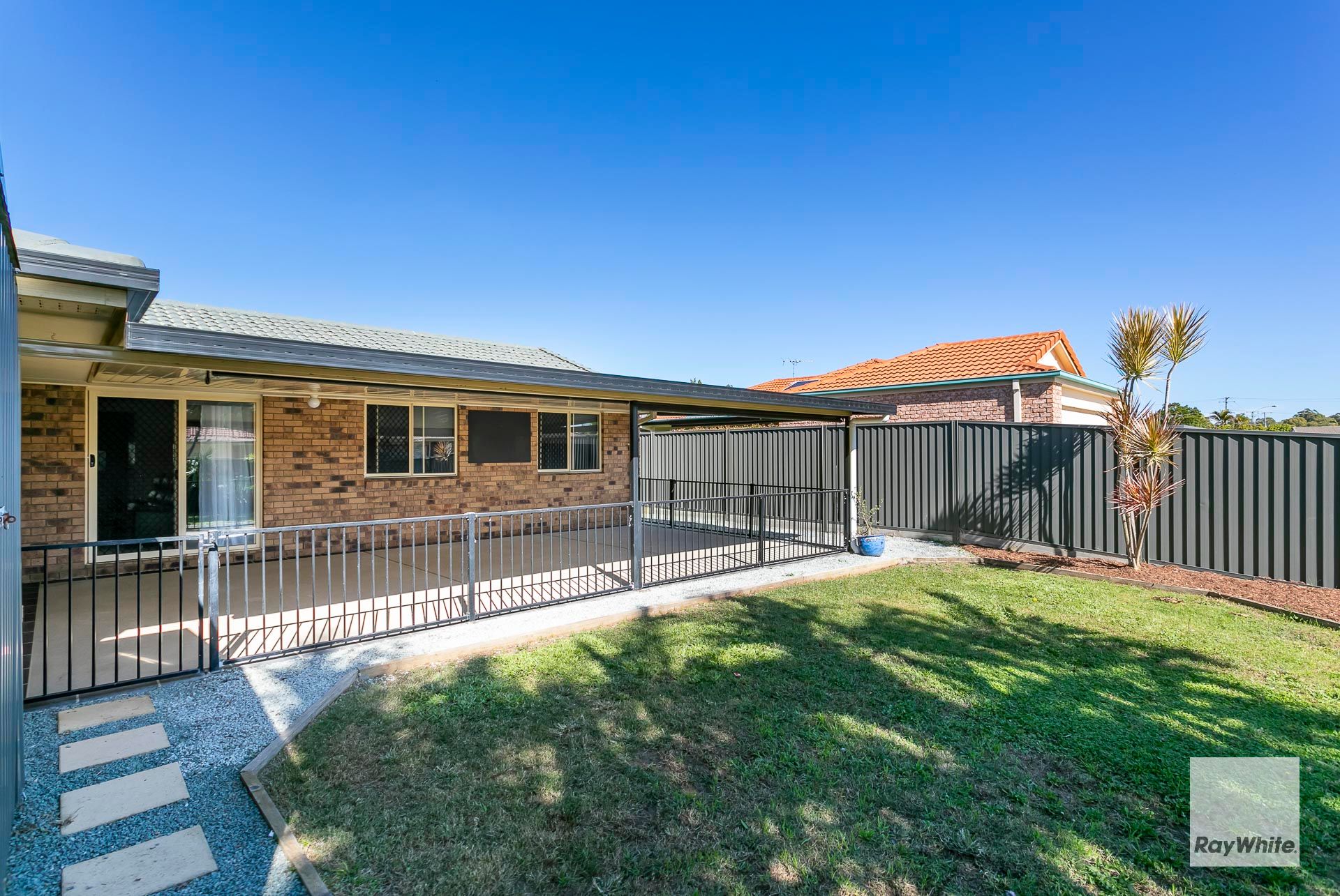 33 Jeanne Drive, Victoria Point, QLD 4165