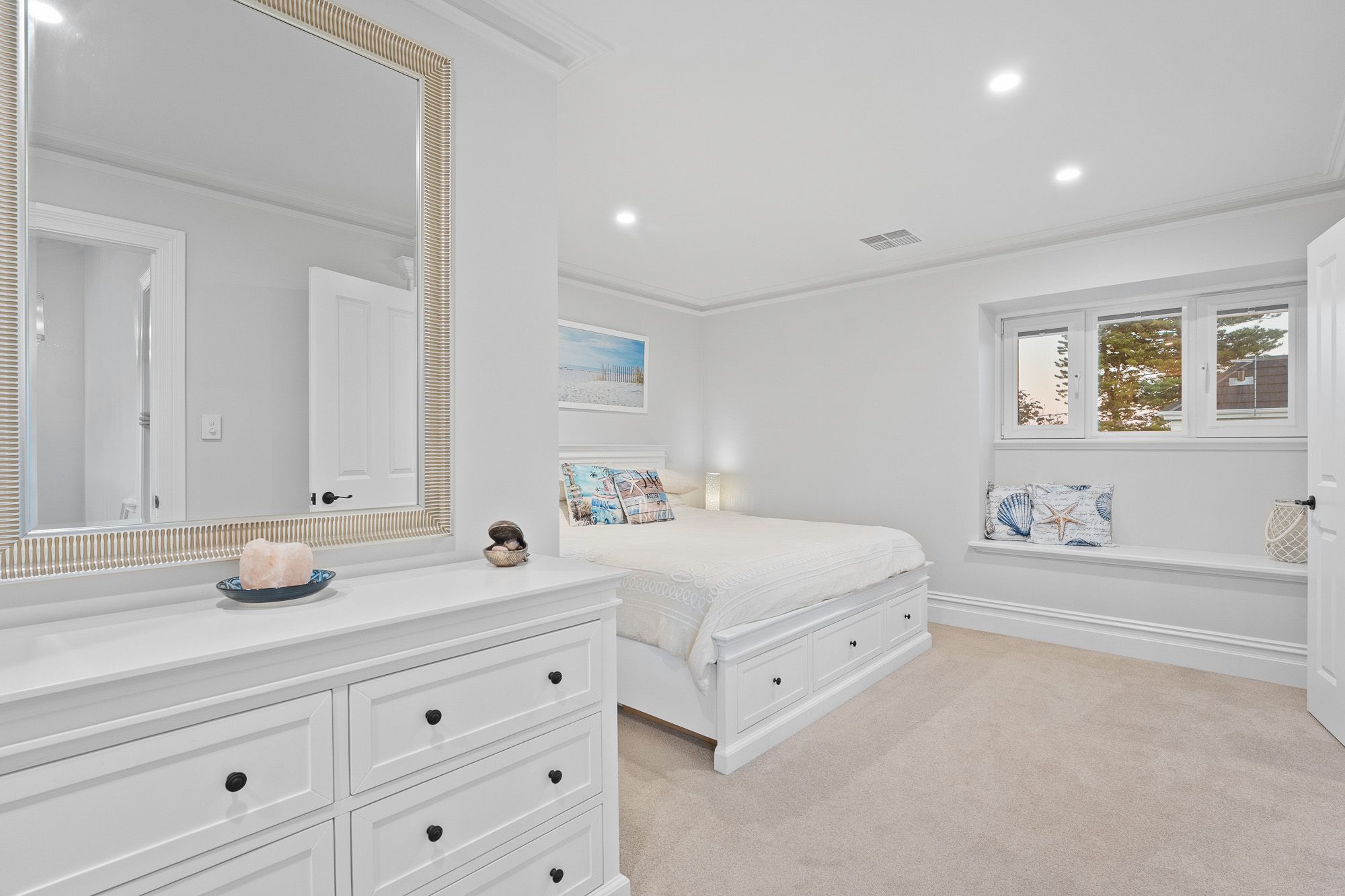 240B Safety Bay Road — photo 8 of 30