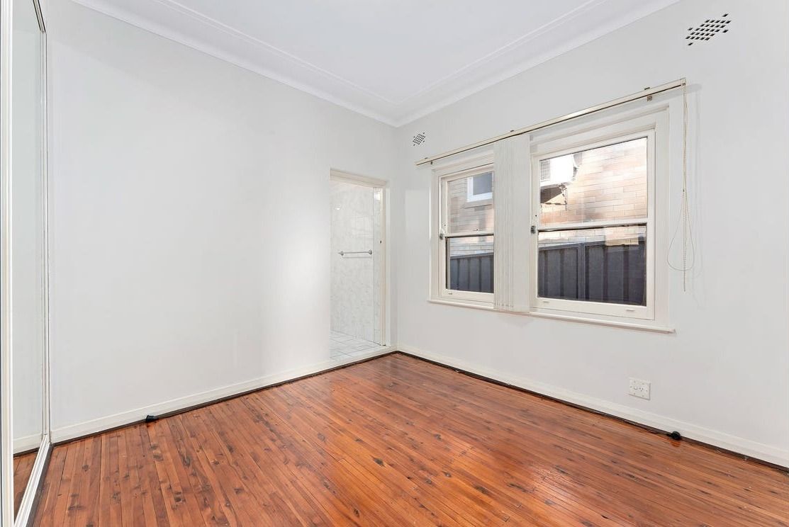 41 Beaconsfield Road — photo 8 of 12