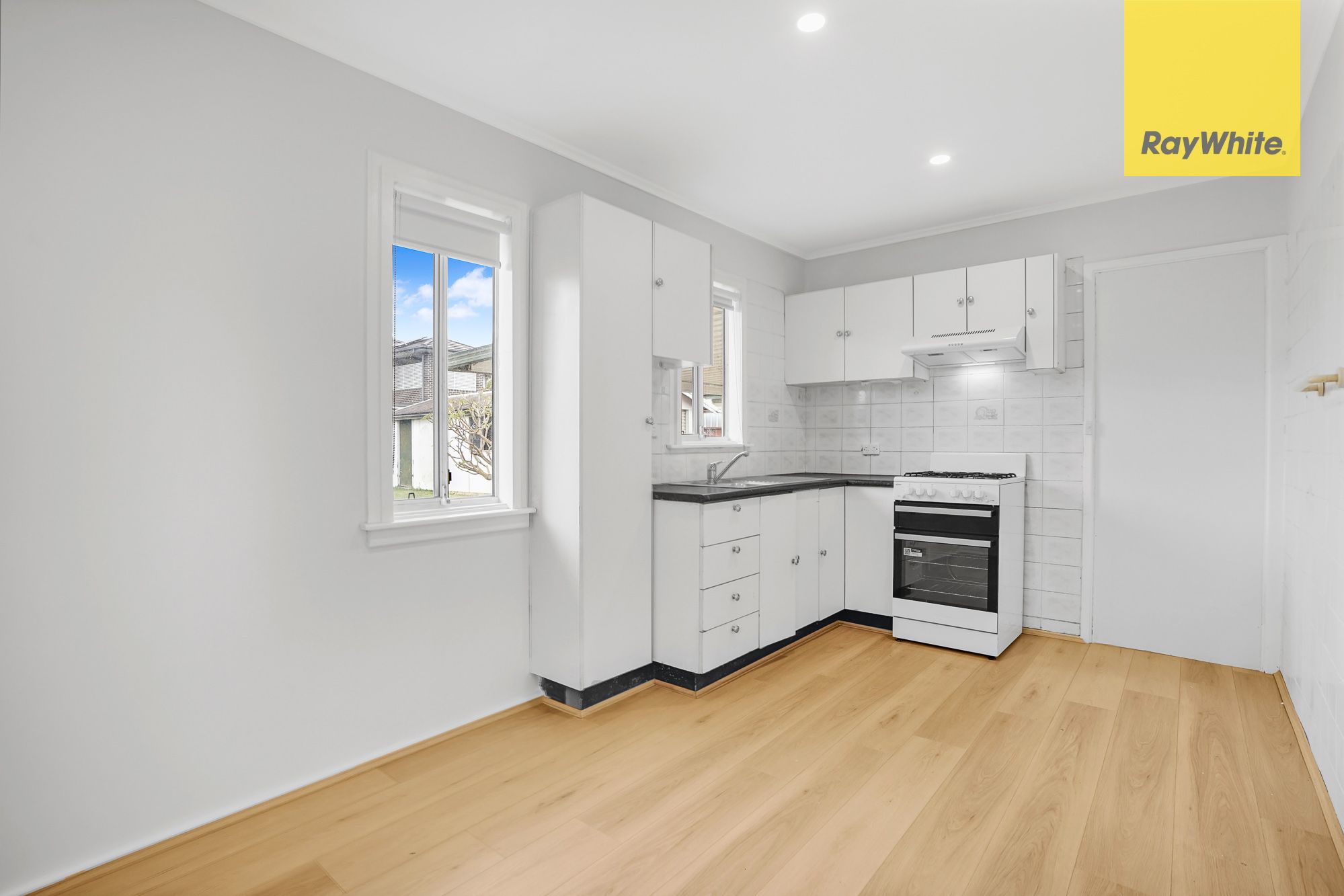 21 Finisterre Avenue, Whalan, NSW 2770