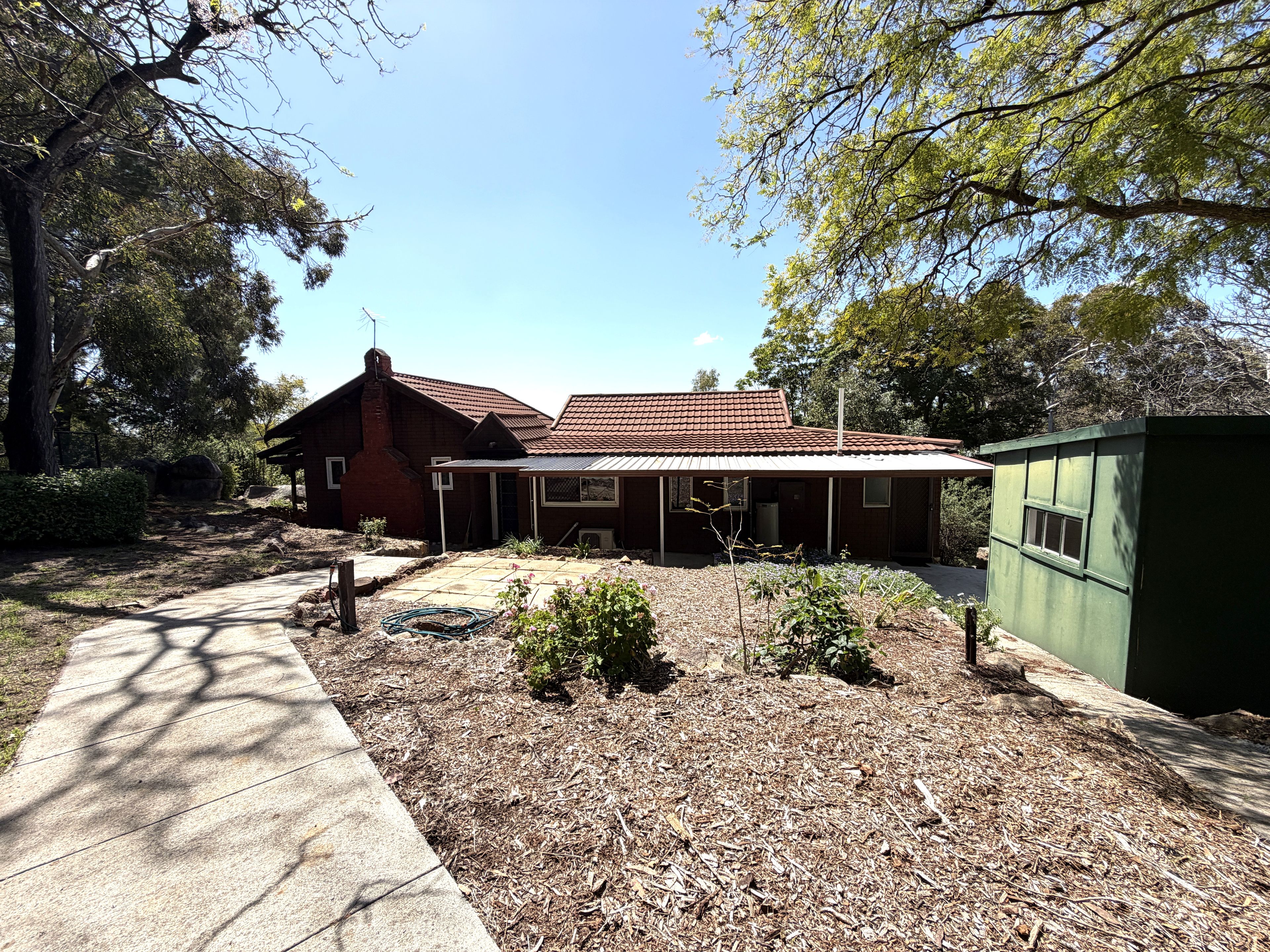 25 Hillside Crescent, Gooseberry Hill, WA 6076