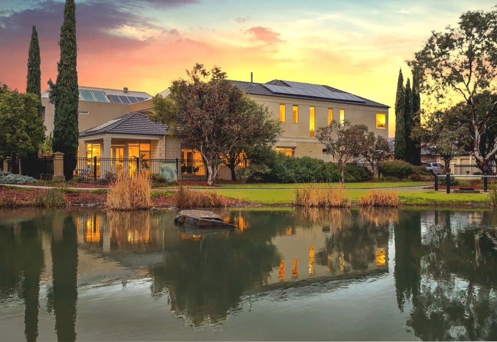 2 Pine Court, Mawson Lakes, SA 5095