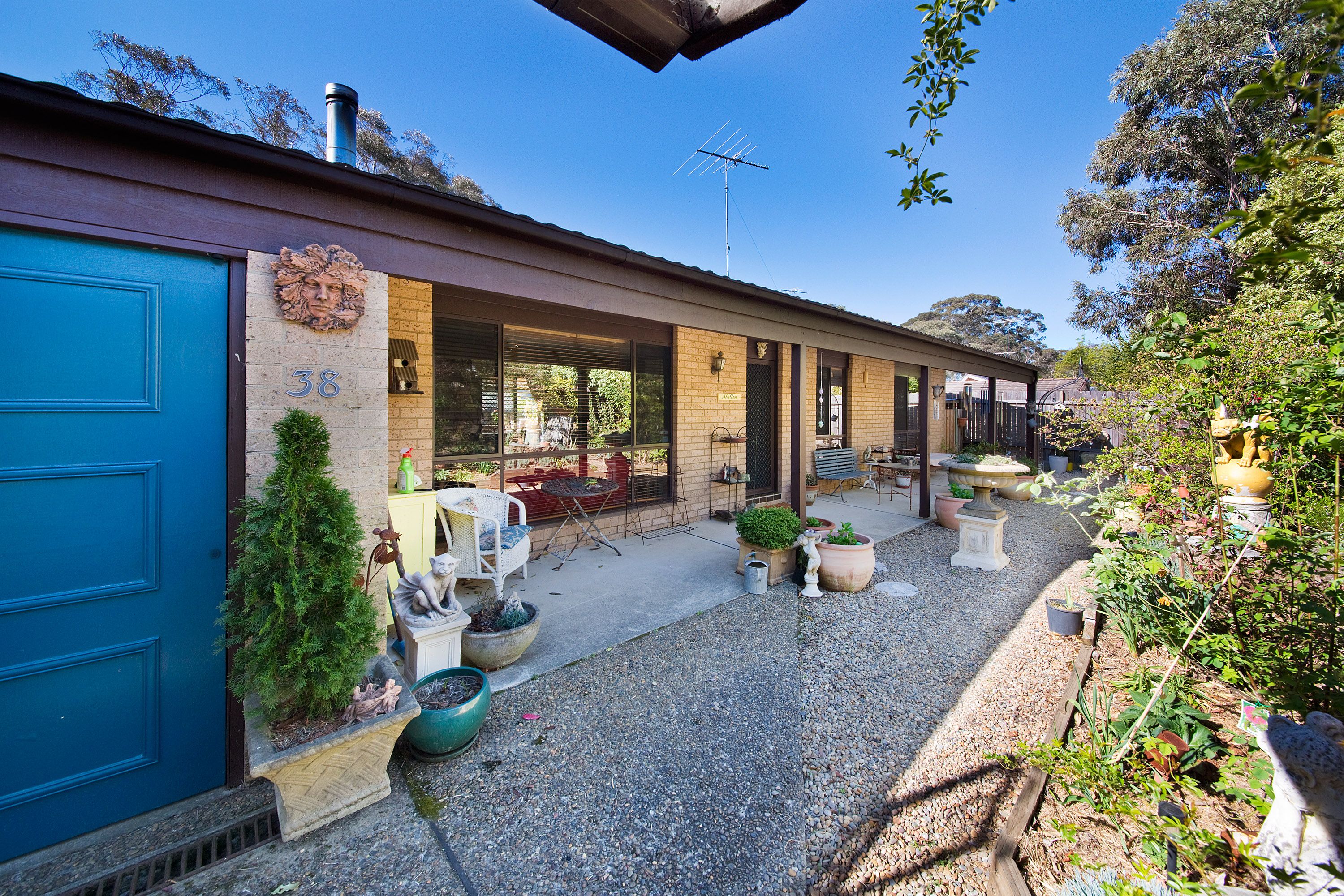 38 Evans Lookout Road