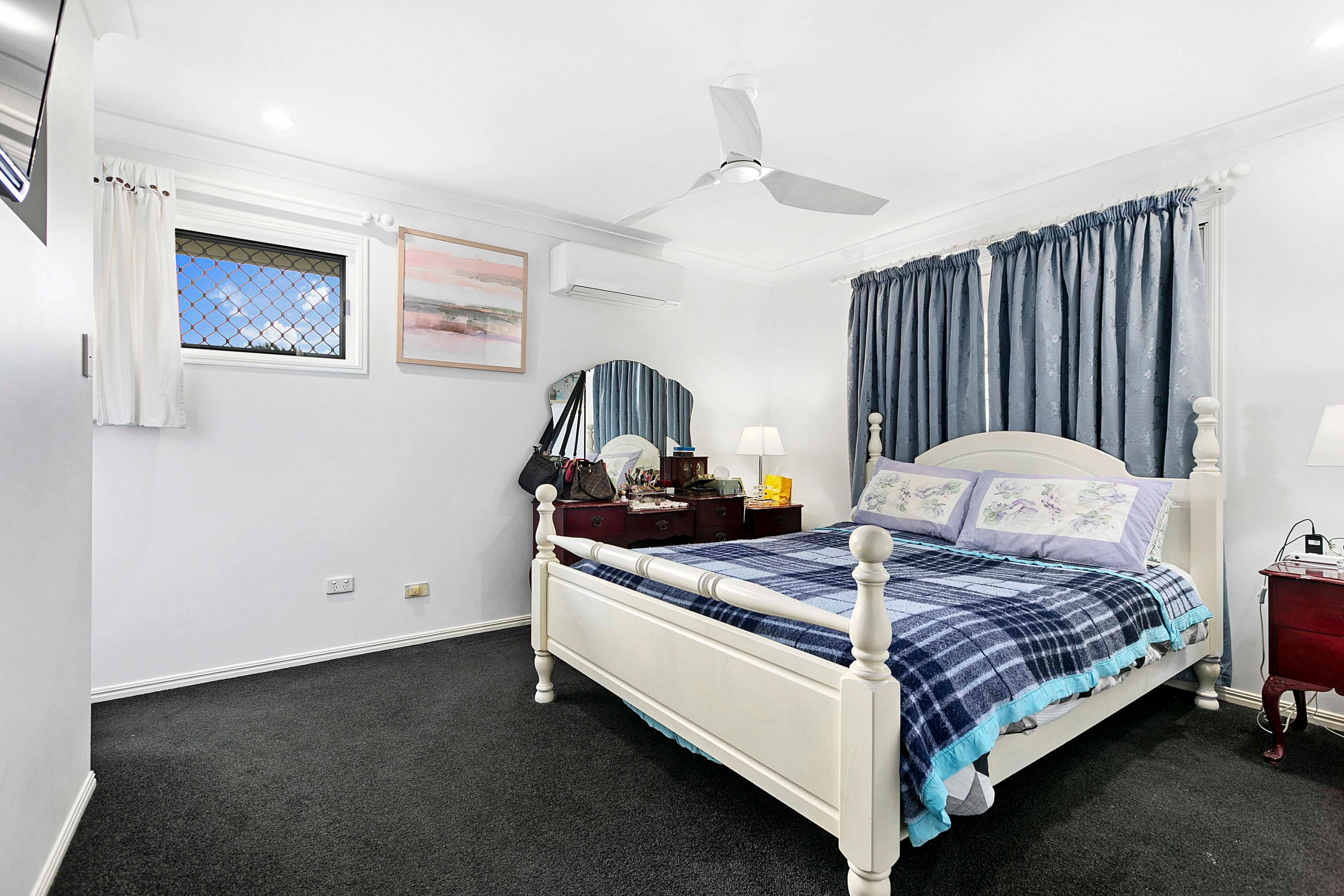 6 Hoberg Court — photo 11 of 24