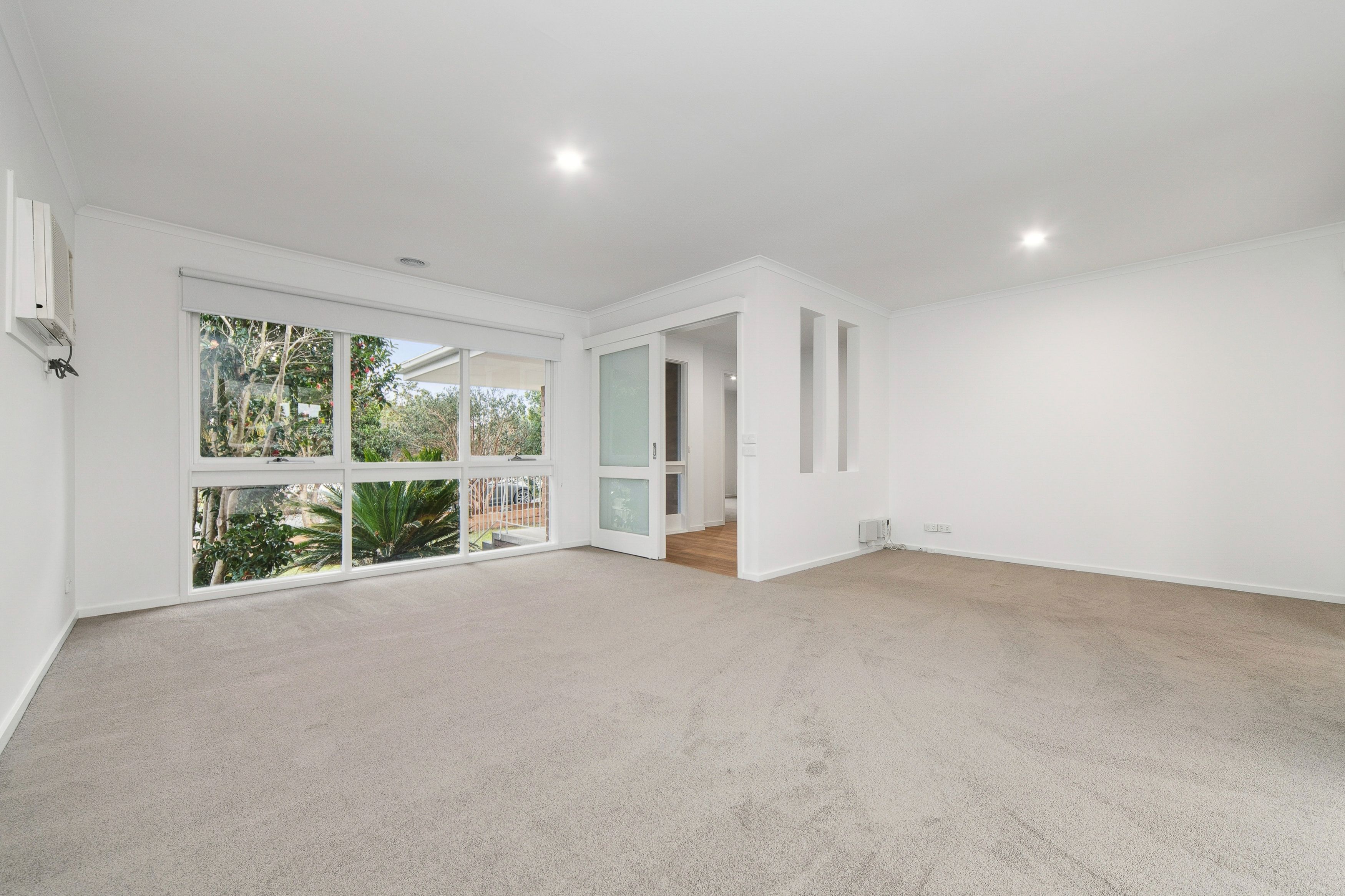 13 Lorikeet Court — photo 4 of 11