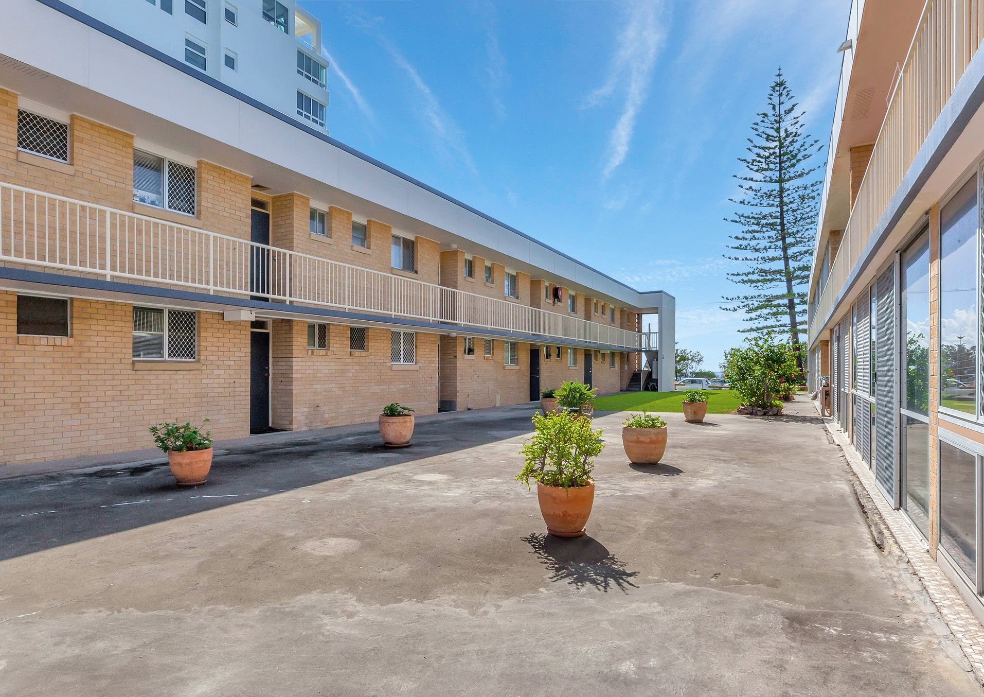 286 The Esplanade, Miami QLD 4220