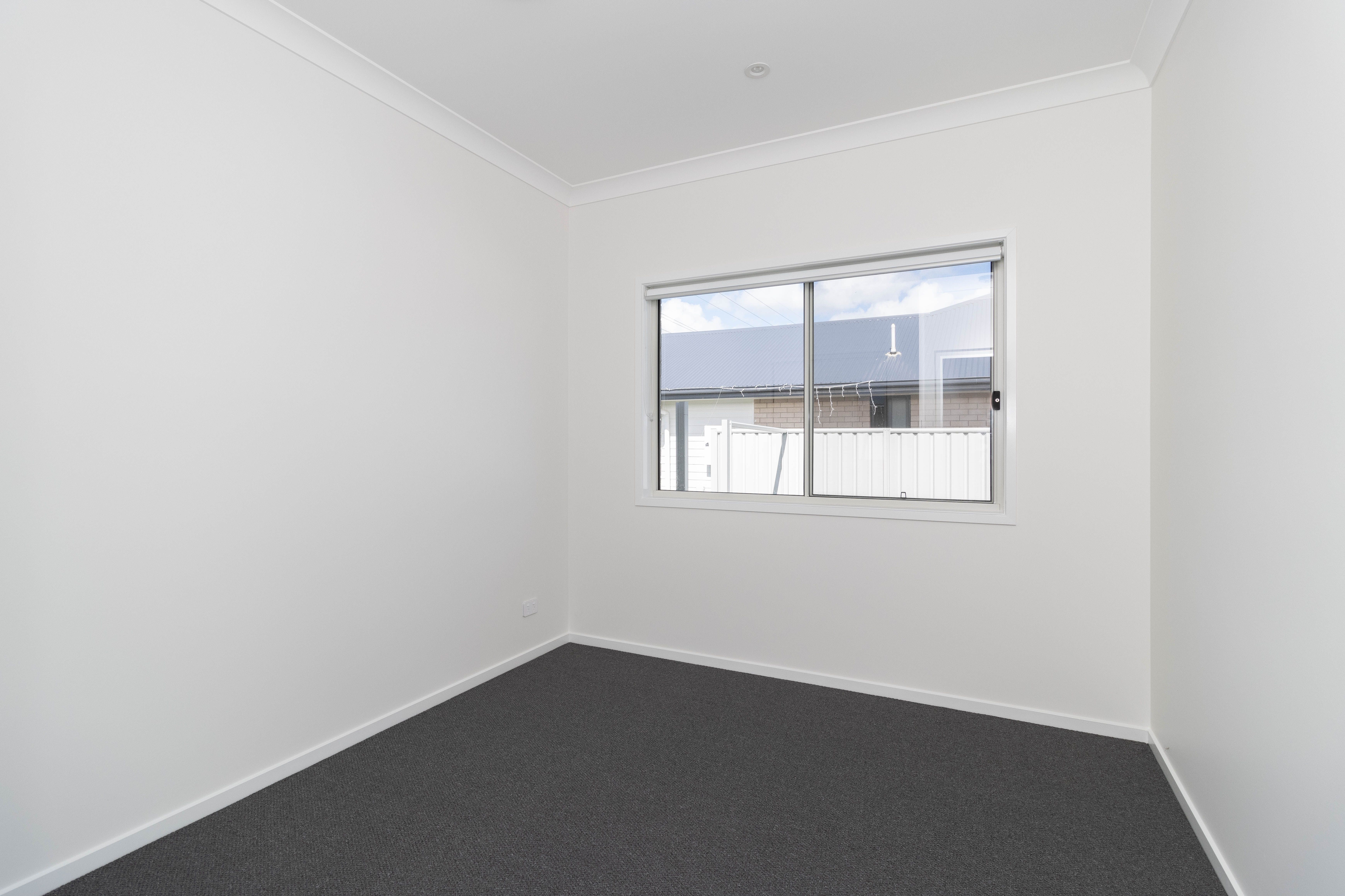 63 Hythe Street — photo 9 of 15