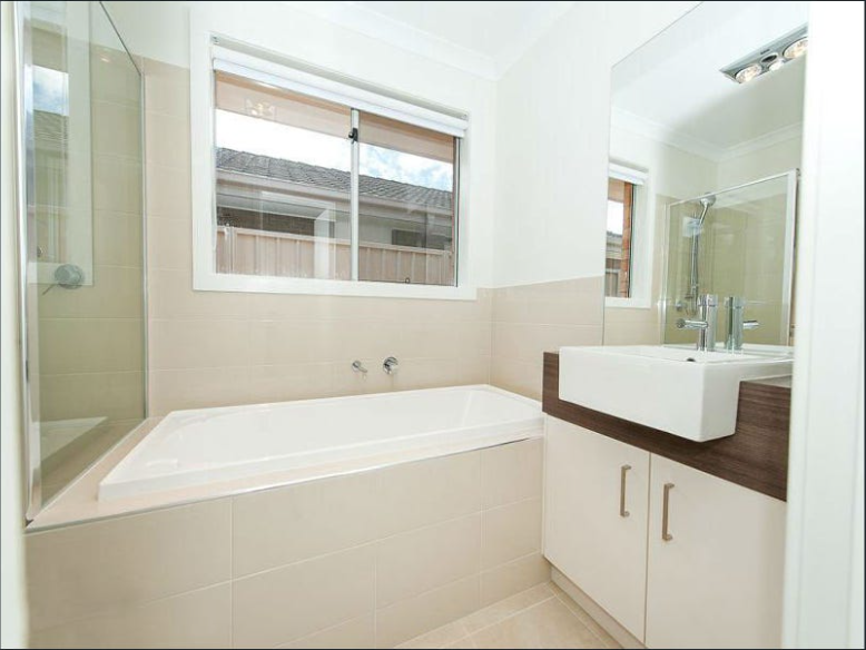 10 Brookfields Mews, Lavington, NSW 2641