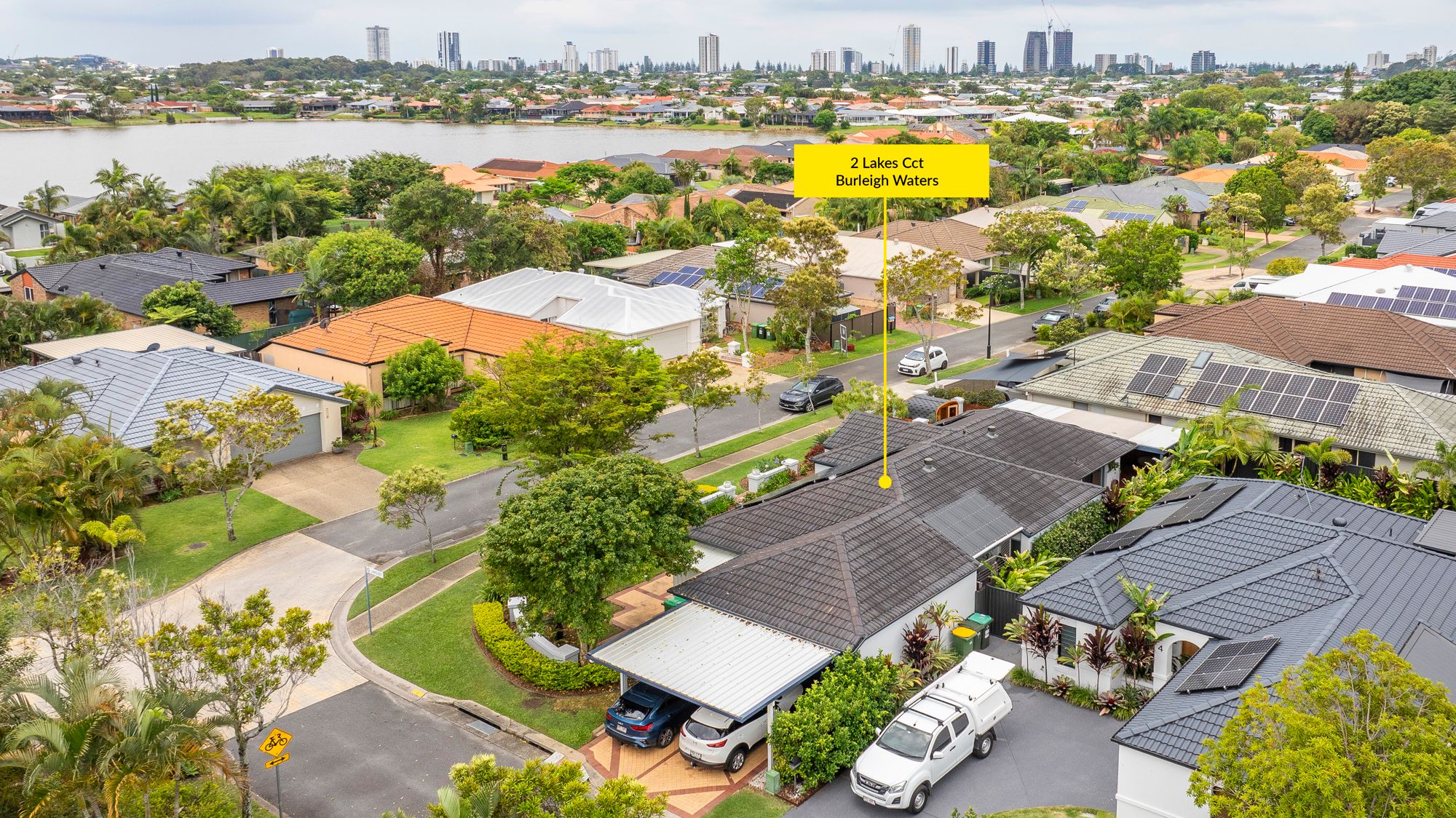 2 Lakes Circuit, Burleigh Waters, QLD 4220