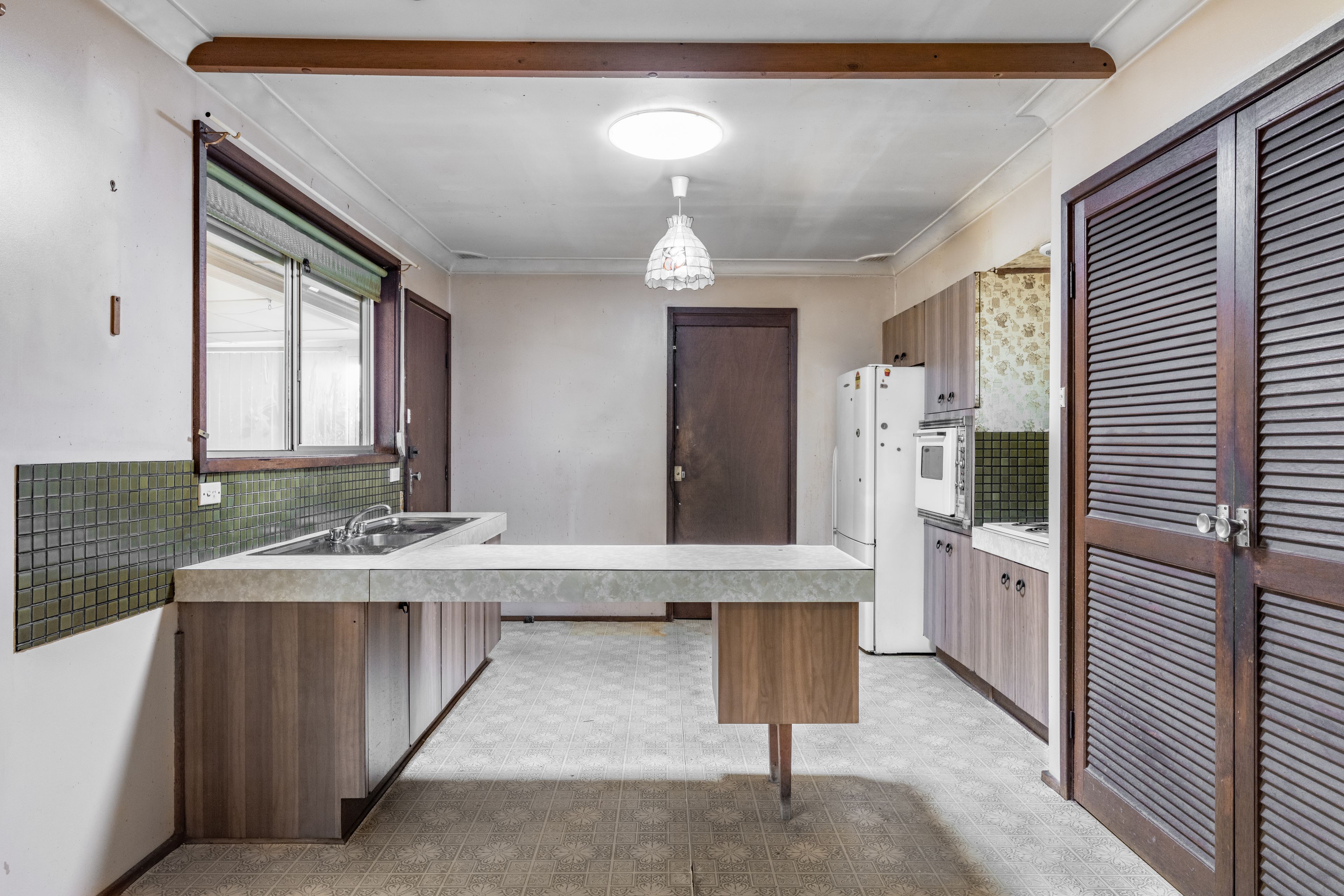25 Birdsville Crescent, Leumeah, NSW 2560