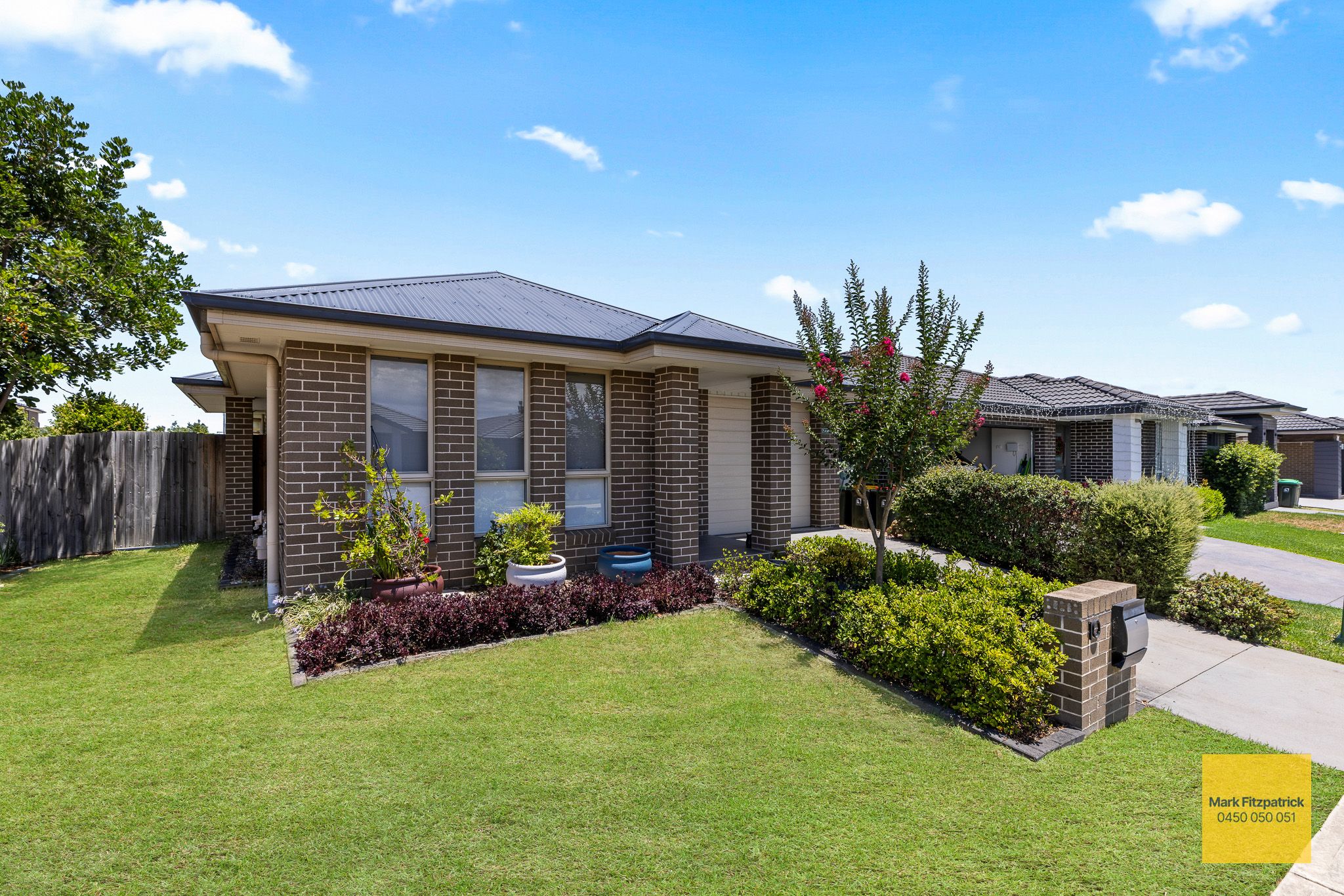 10 Clowes Street, Elderslie, NSW 2570
