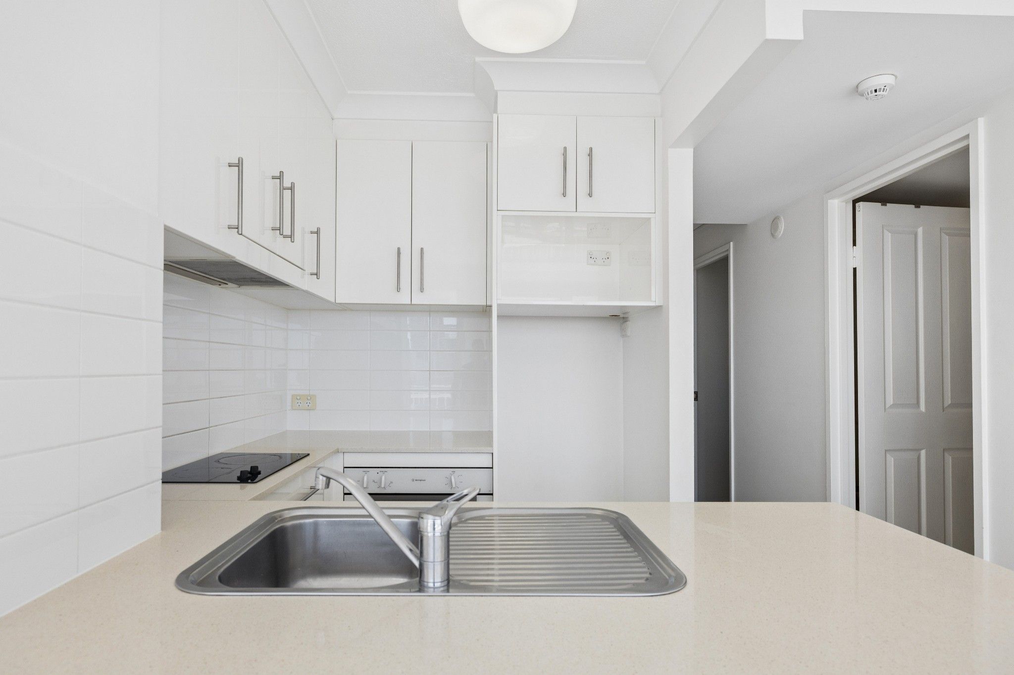 45/510 Marine Parade — photo 7 of 23