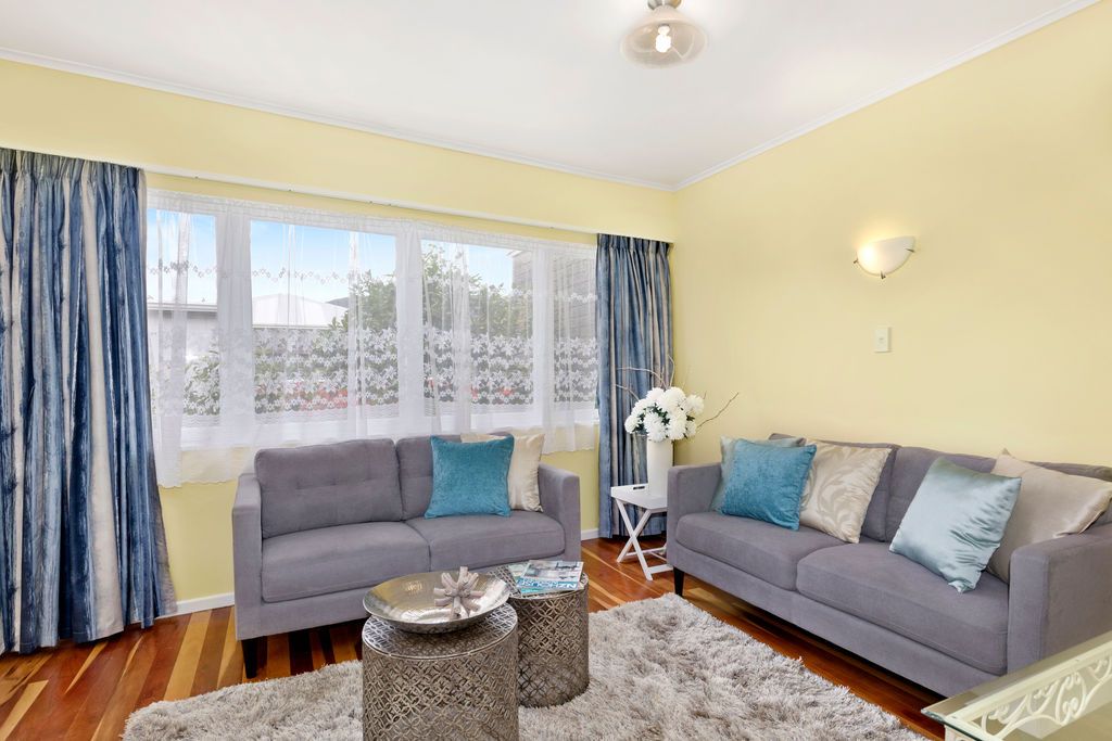 11/27 Whites Line West, Woburn, Lower Hutt City