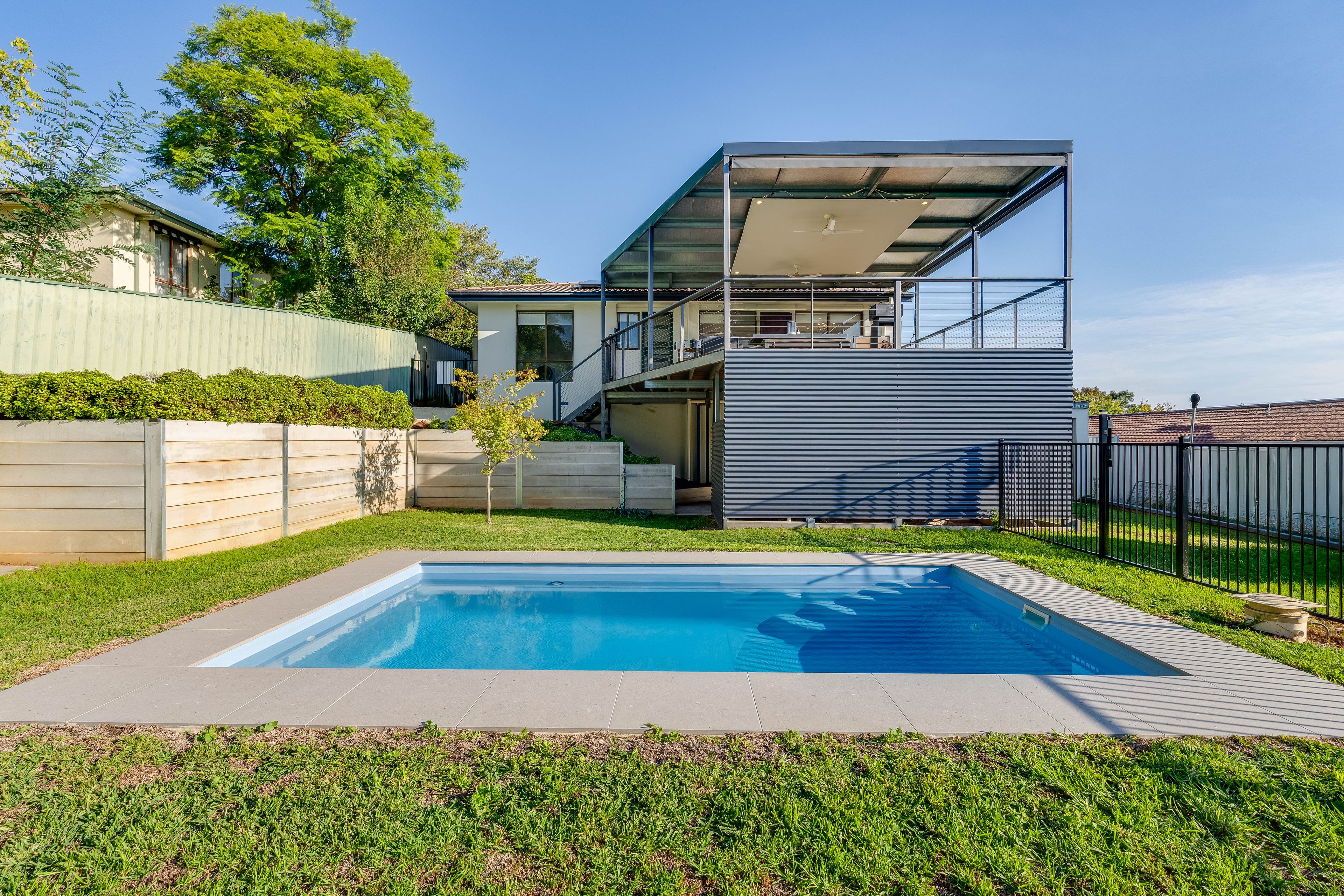 322 Bimbadeen Avenue, East Albury, NSW 2640
