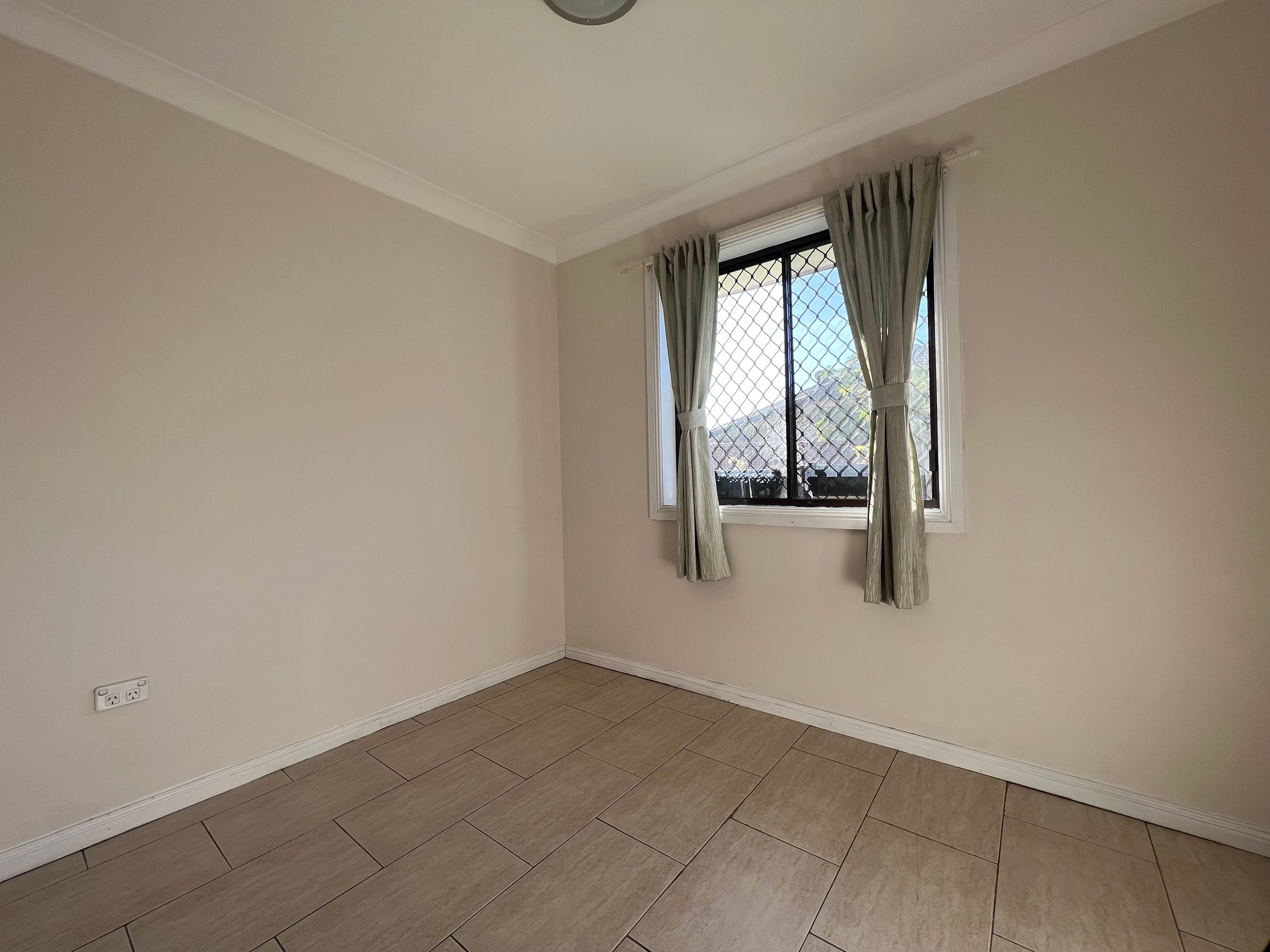 2/2-4 Rance Road — photo 3 of 6
