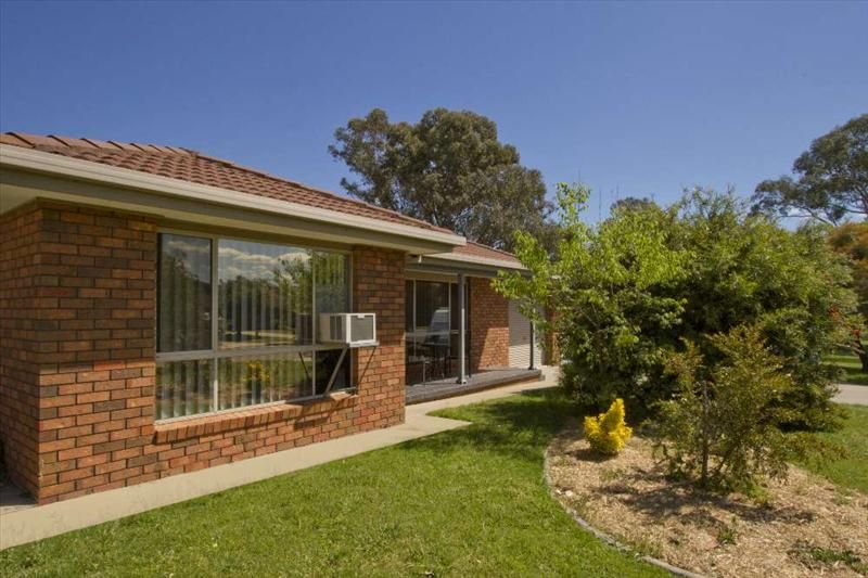 2/3 Mitta Grove, Lavington, NSW 2641