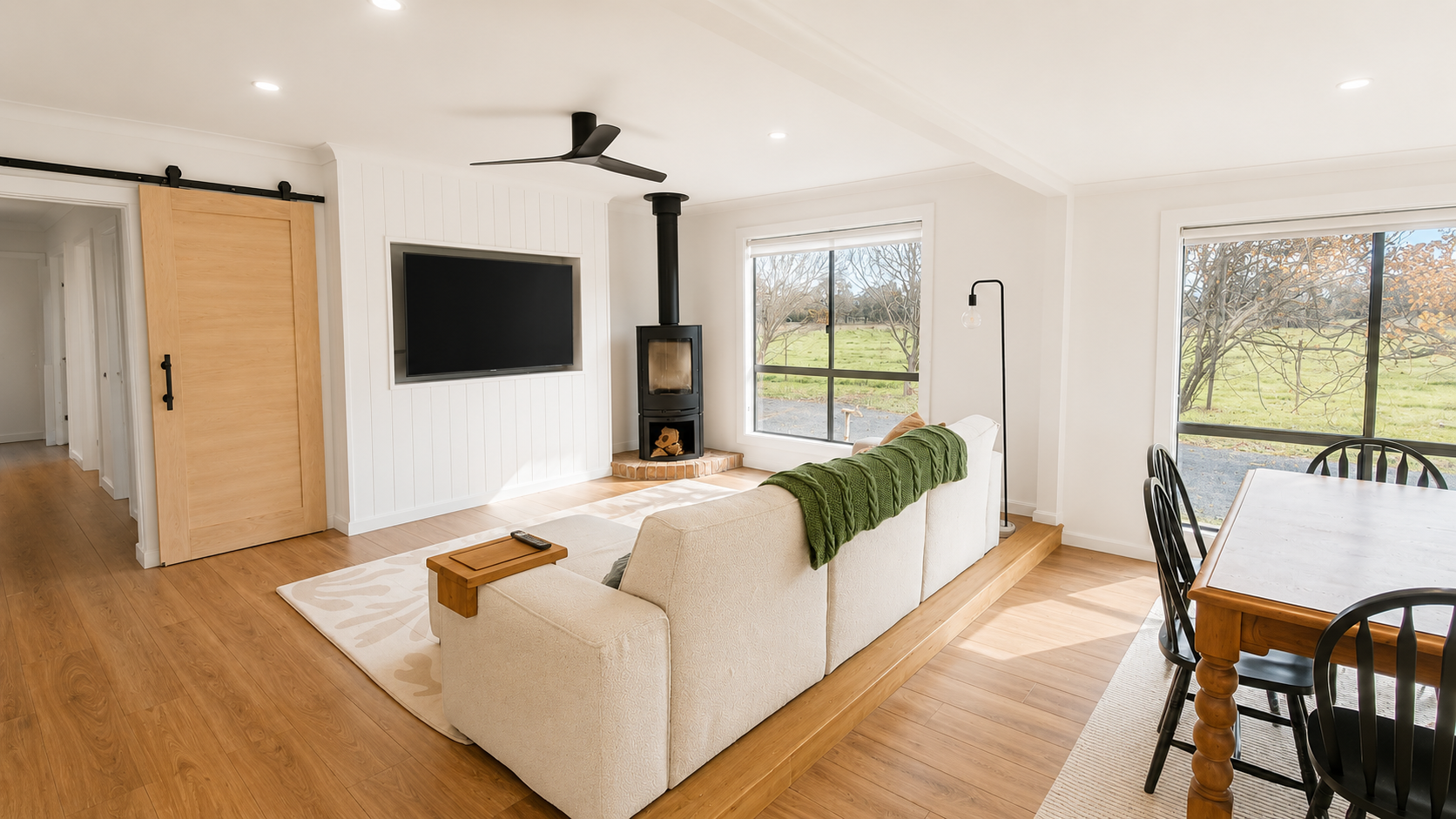83 Renshaw Mcgirr Way — photo 3 of 18