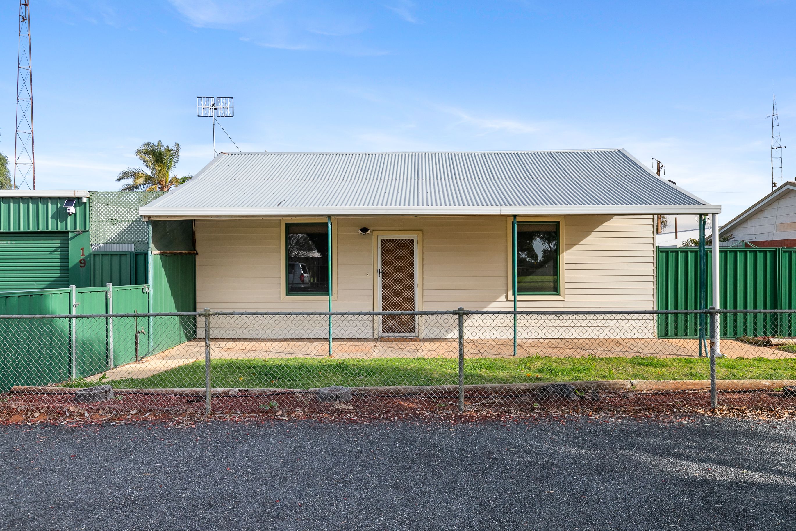 19 Jackson Street — photo from Ray White Riverland