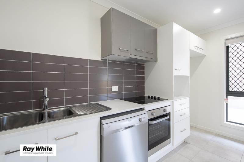 1/102 Lamington Drive, Redbank Plains, QLD 4301