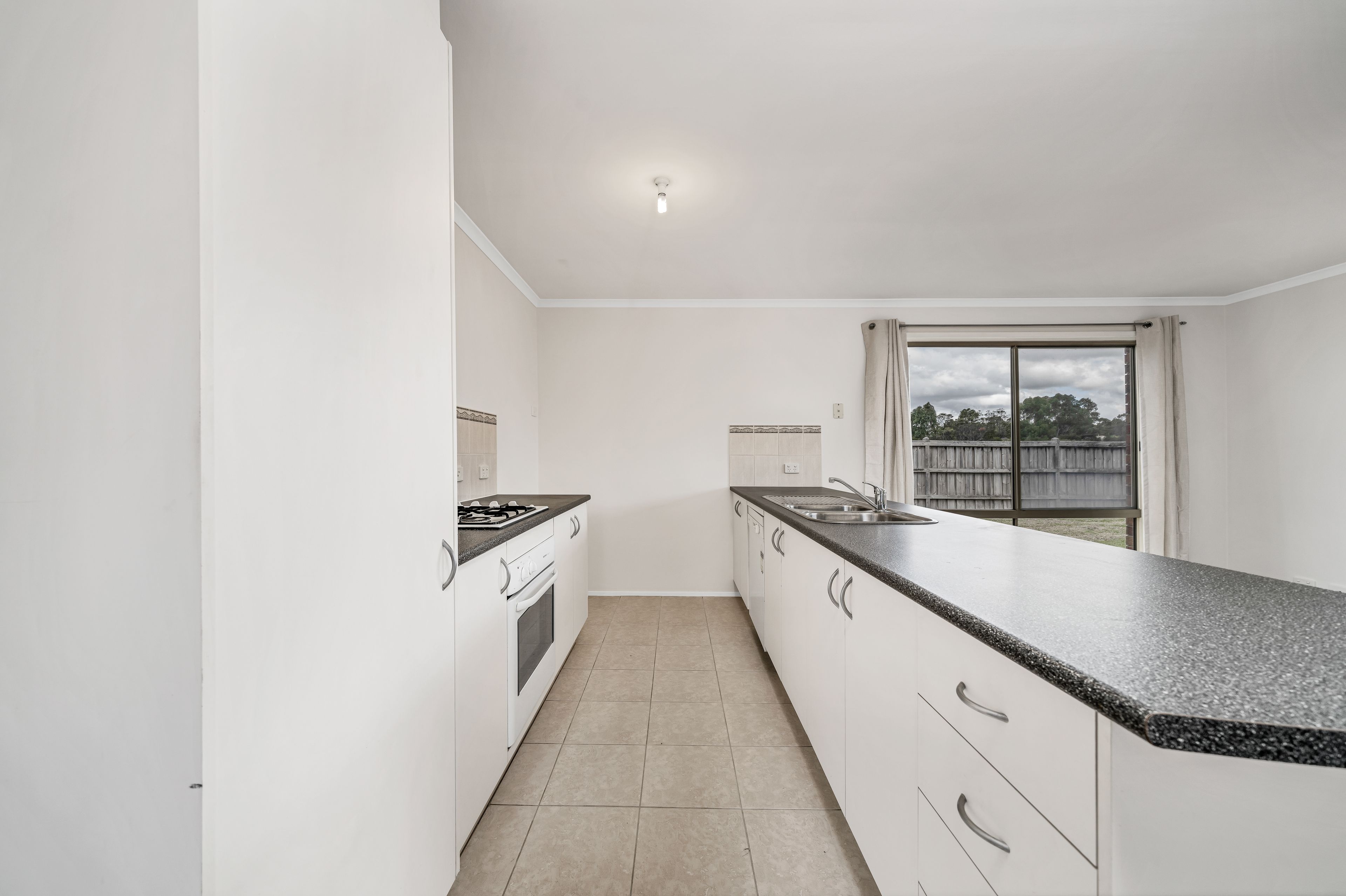 13 Ovata Place, Cranbourne West, VIC 3977