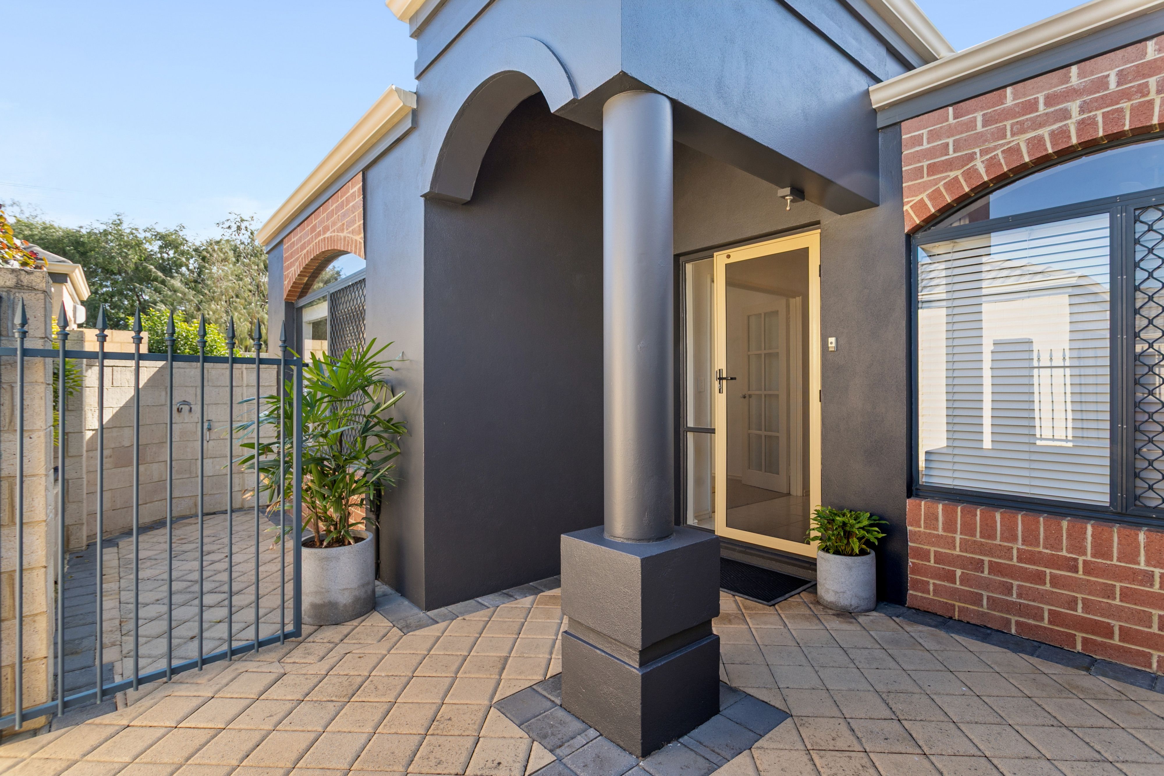 4/22 Oatley Turn — photo from Ray White Keevers Group